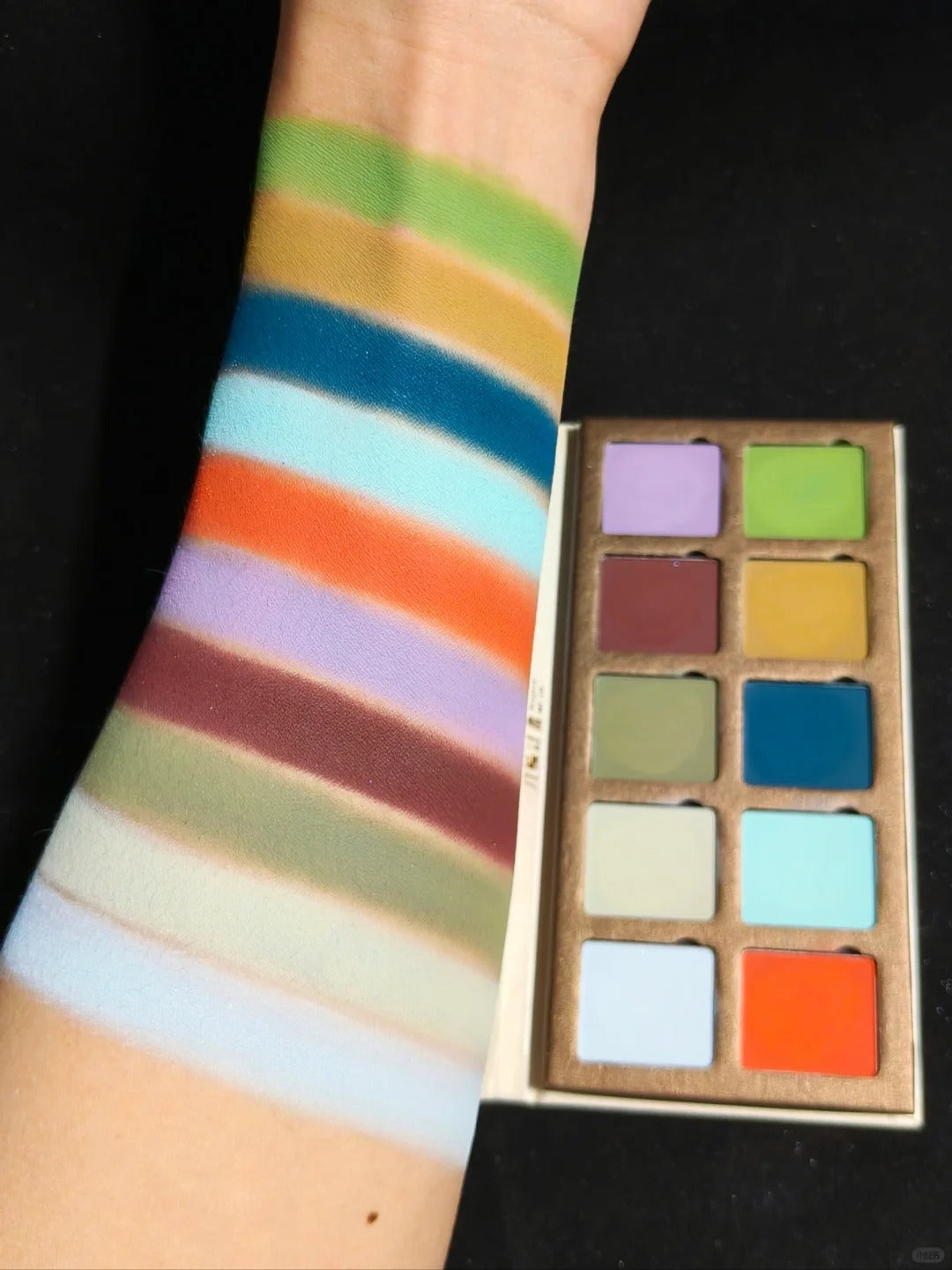 DRAMO Moon Season Eyeshadow Palette 009 Tea Dye T4139