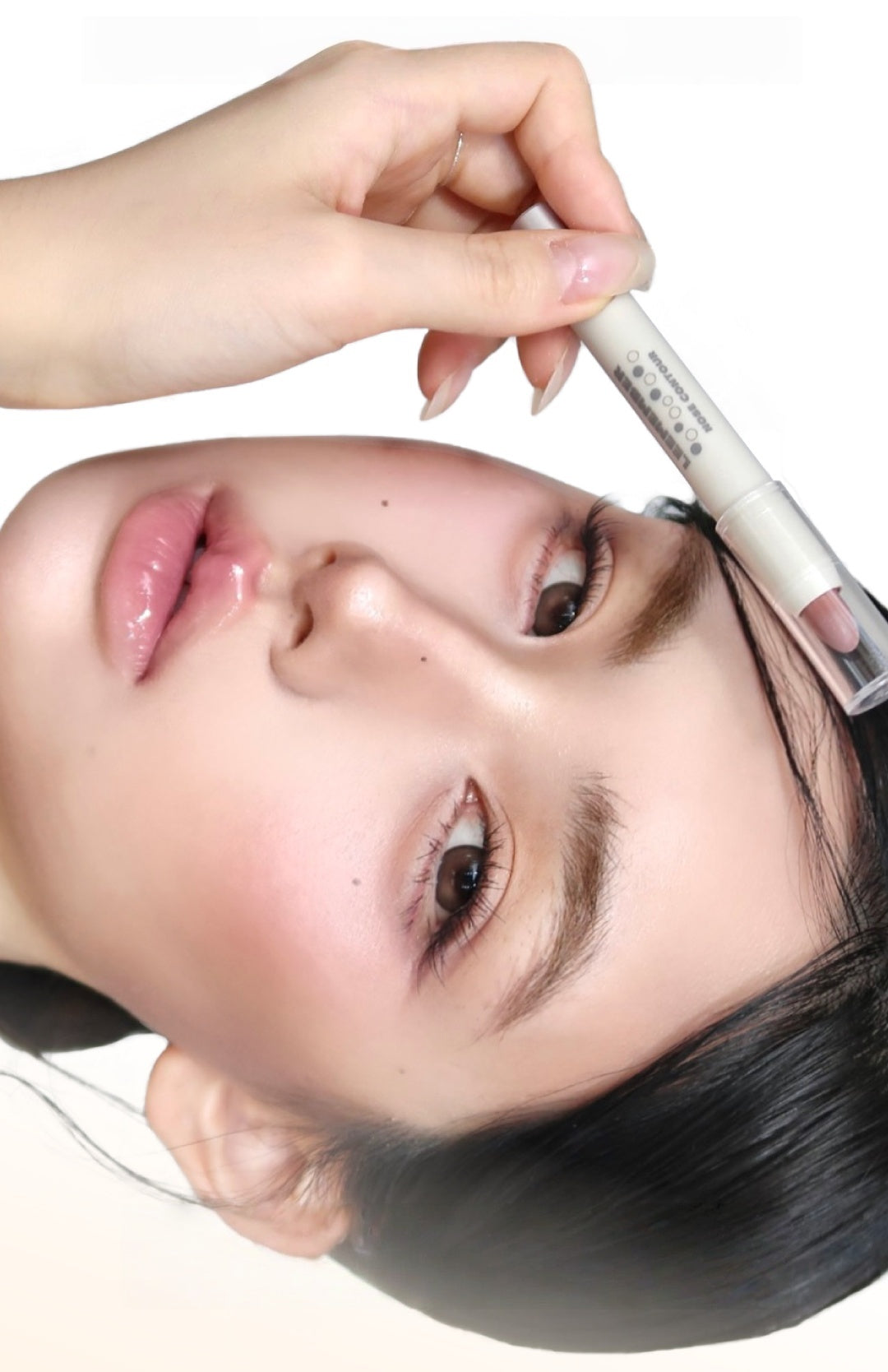 LEEMEMBER Long-wear Smooth Nose Contour Stick T5132