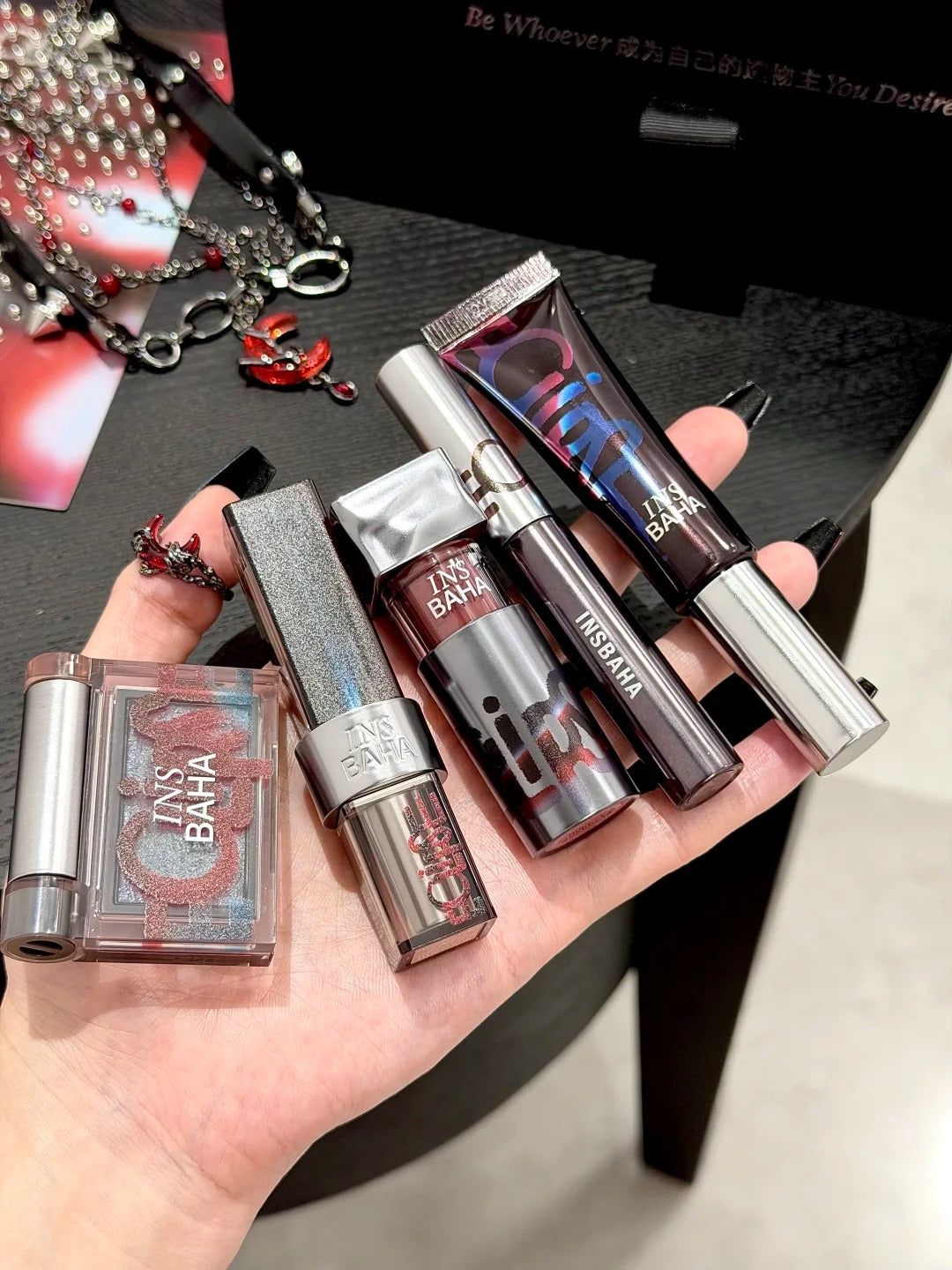 INSBAHA Halloween Lunar Eclipse Collection Lipstick & Eyeshadow & Blusher T5278