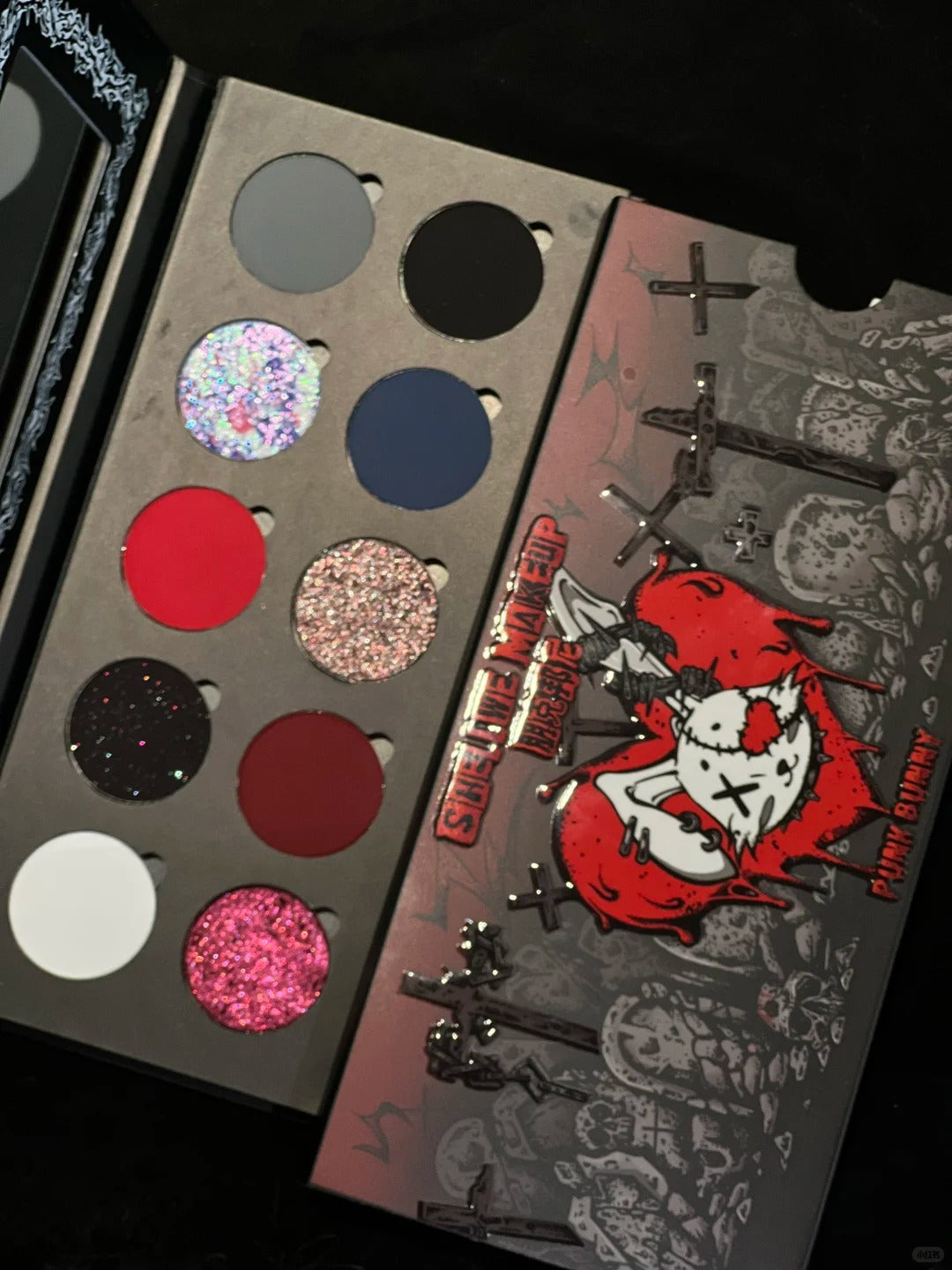 SHELLWE MAKEUP X freya86 PUNK BUNNY Chameleon Eyeshadow Palette T4936