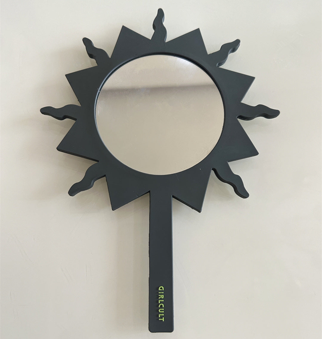 Girlcult Cool & Cute Makeup Hand Holding Mirror T4078