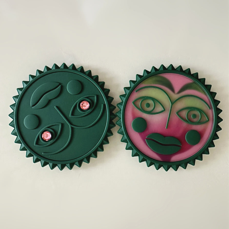 Girlcult Cool & Cute Carry-on Makeup Mirror T4079