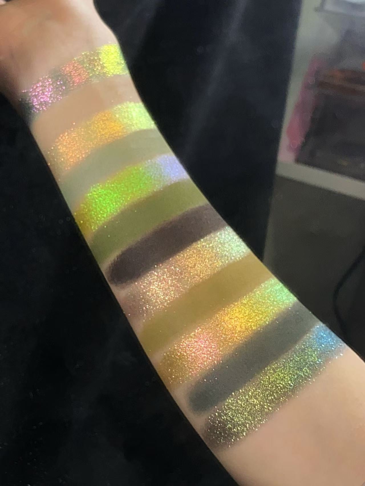 KRYPTEIN COSMETICS Emerald City Chameleon Eyeshadow Palette T5153