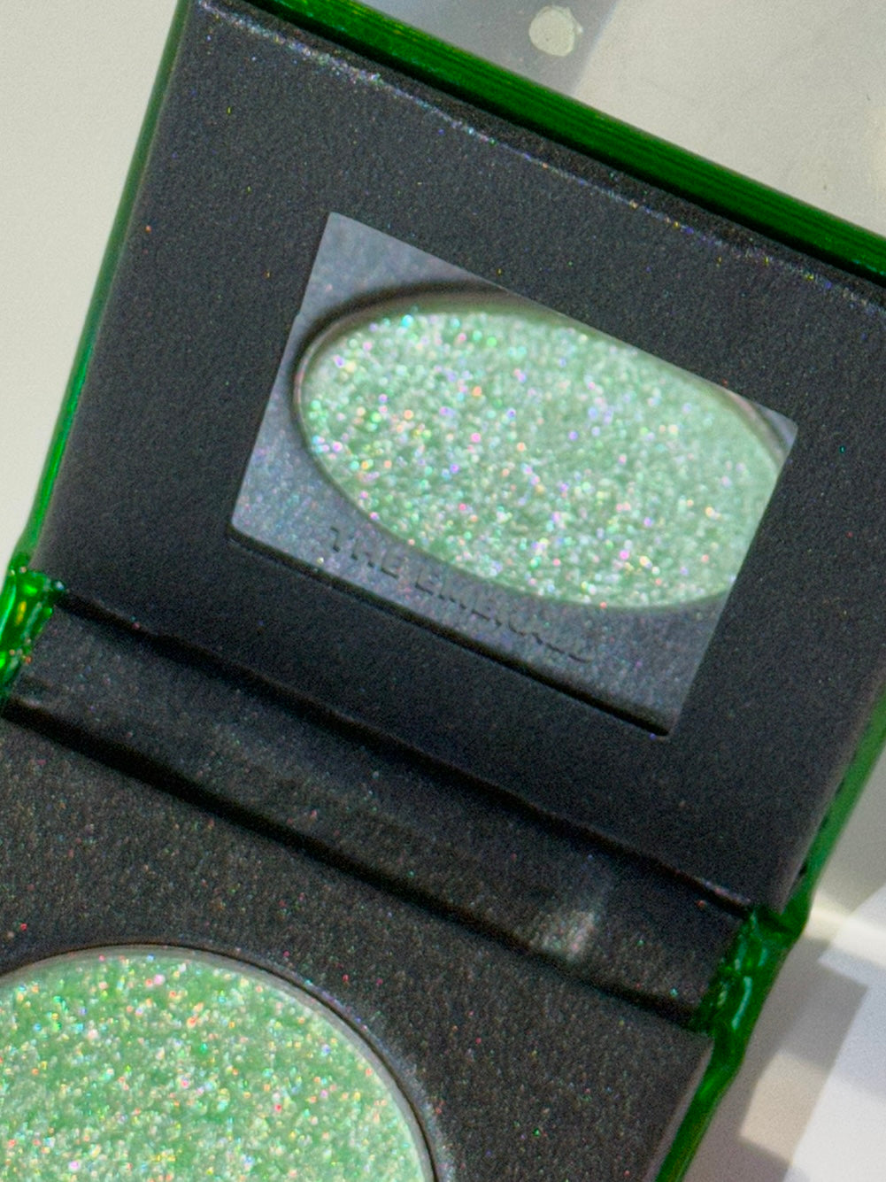 KRYPTEIN COSMETICS Emerald Chameleon Highlighter T5154