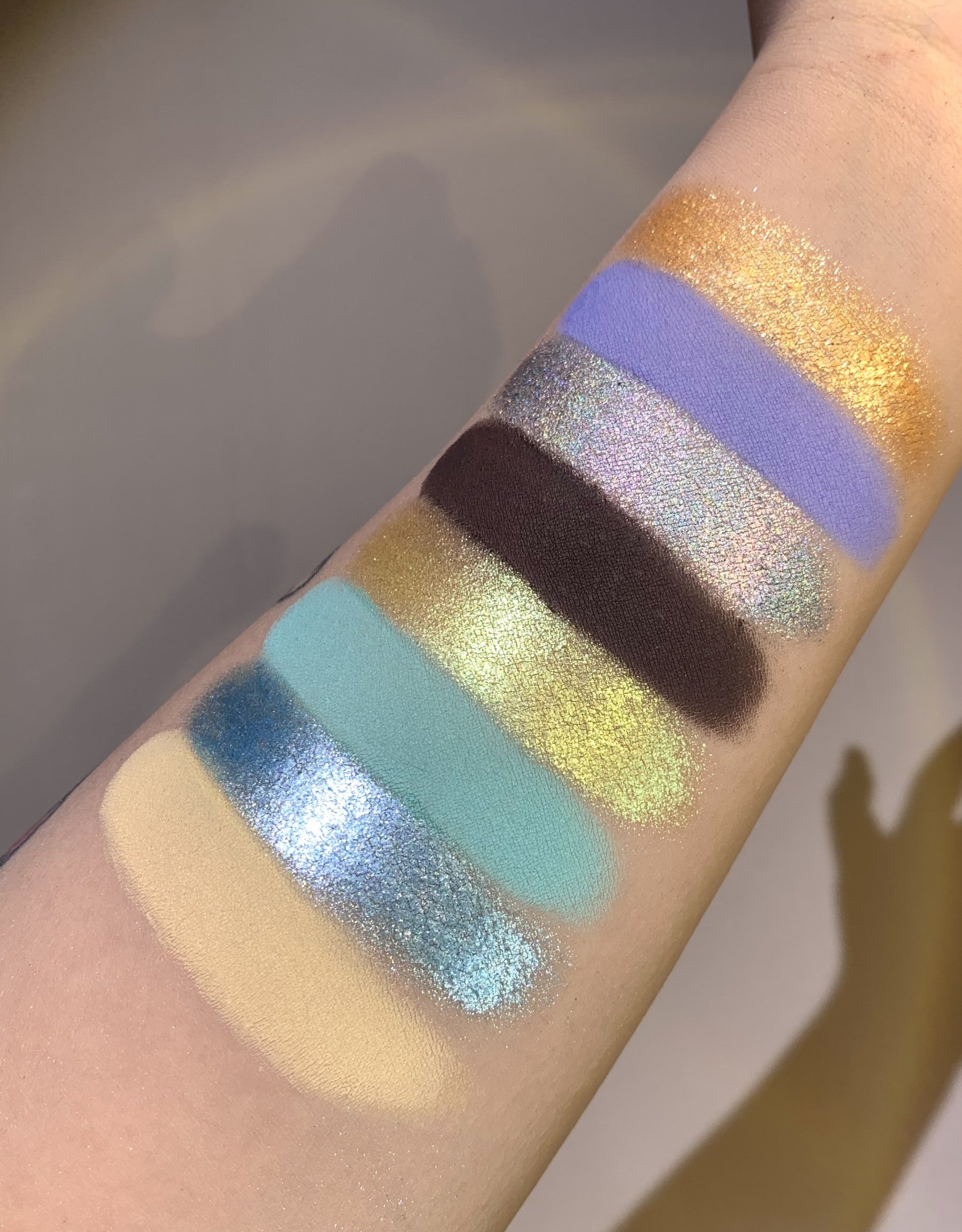 Narimi Pegasus Knight 8-Color Chameleon Eyeshadow Palette (8.0) T4619