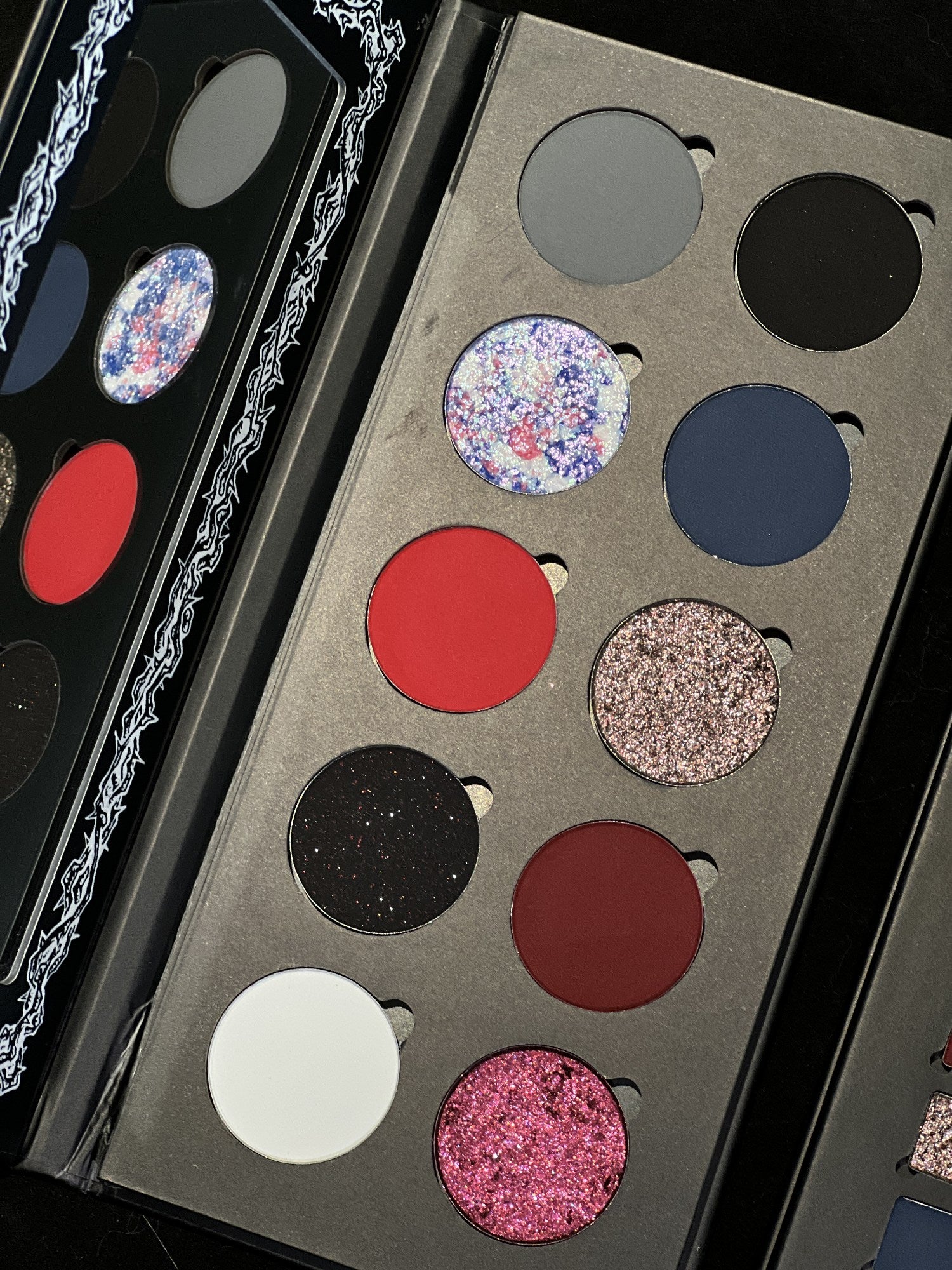 SHELLWE MAKEUP X freya86 PUNK BUNNY Collection Gothic Smoky Makeup Set T4939