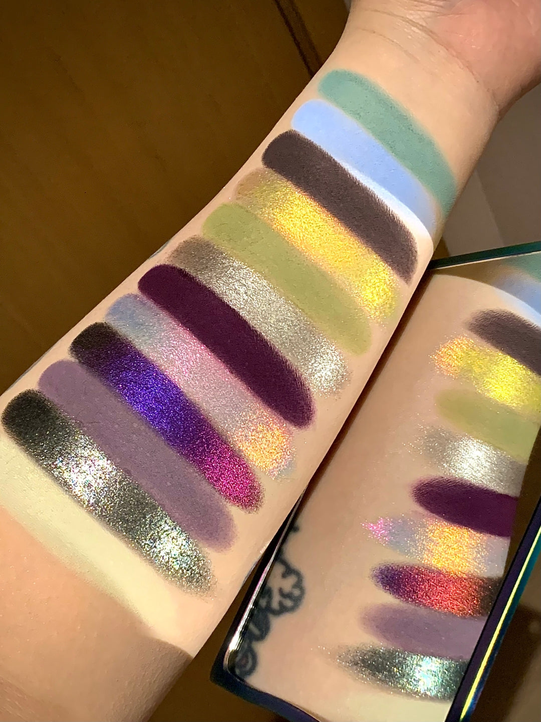 Narimi Pearl 12-Color Chameleon Eyeshadow Palette (10.0) T5799