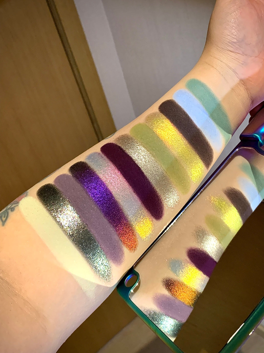 Narimi Pearl 12-Color Chameleon Eyeshadow Palette (10.0) T5799