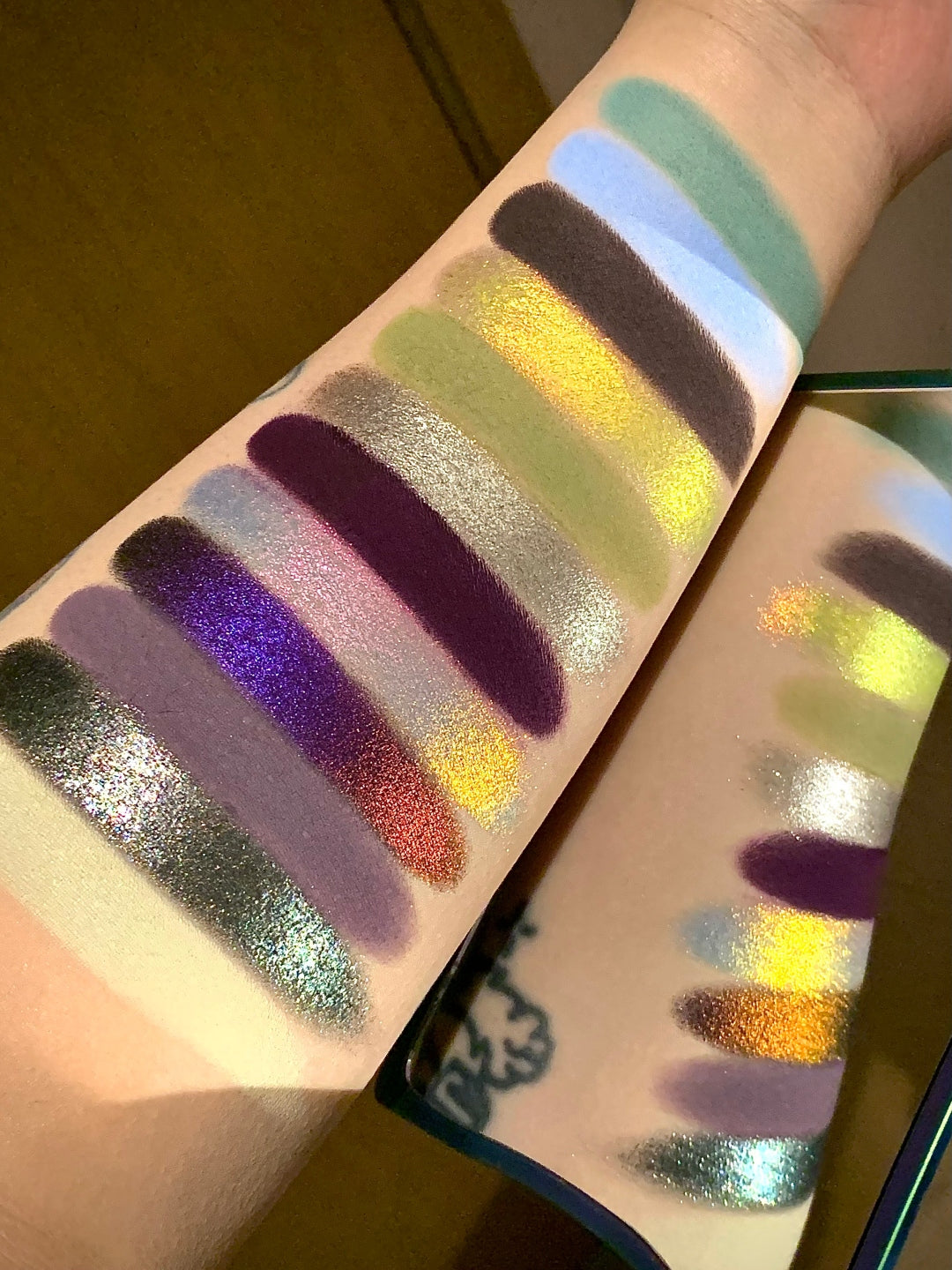 Narimi Pearl 12-Color Chameleon Eyeshadow Palette (10.0) T5799