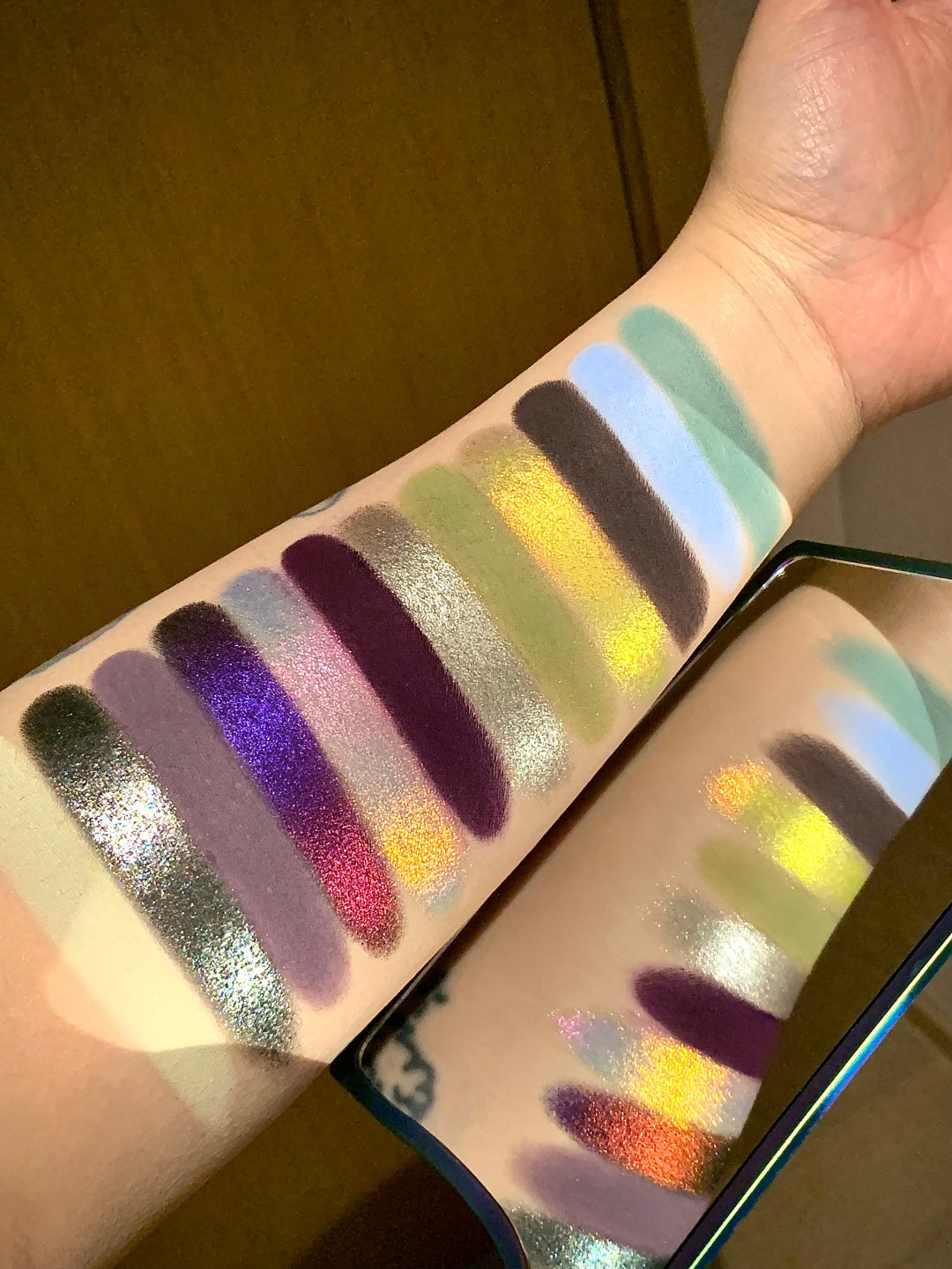 Narimi Pearl 12-Color Chameleon Eyeshadow Palette (10.0) T5799