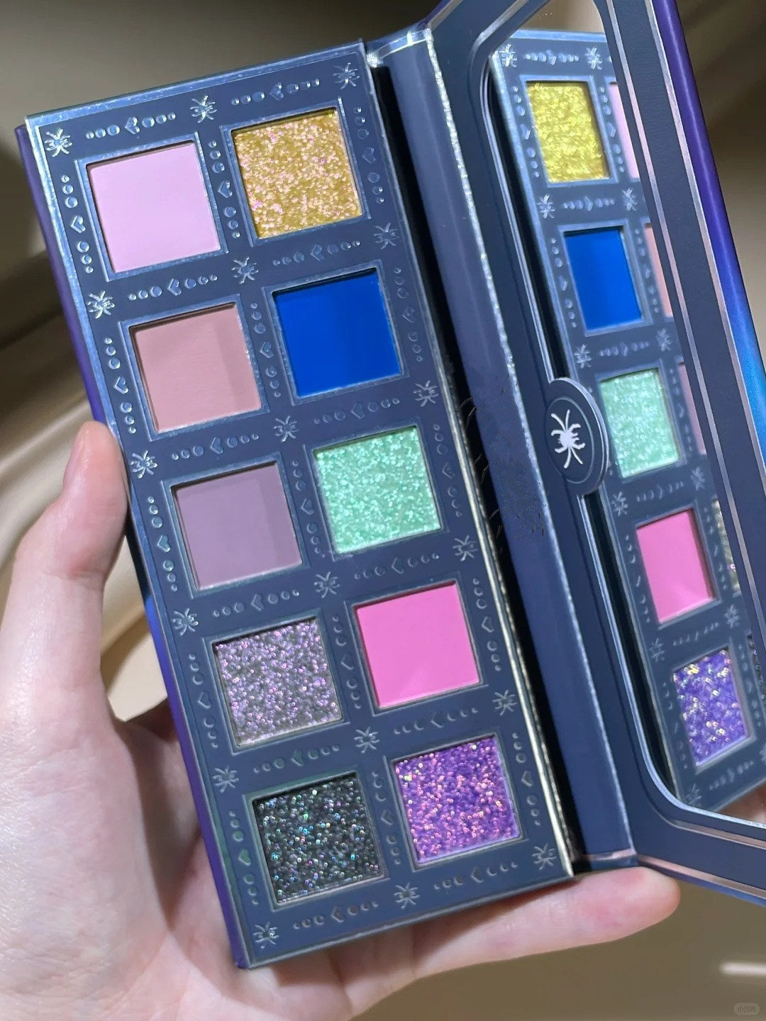 ANTHEMY Furry Spider 10-Color Chameleon Eyeshadow Palette (3.0) T4278