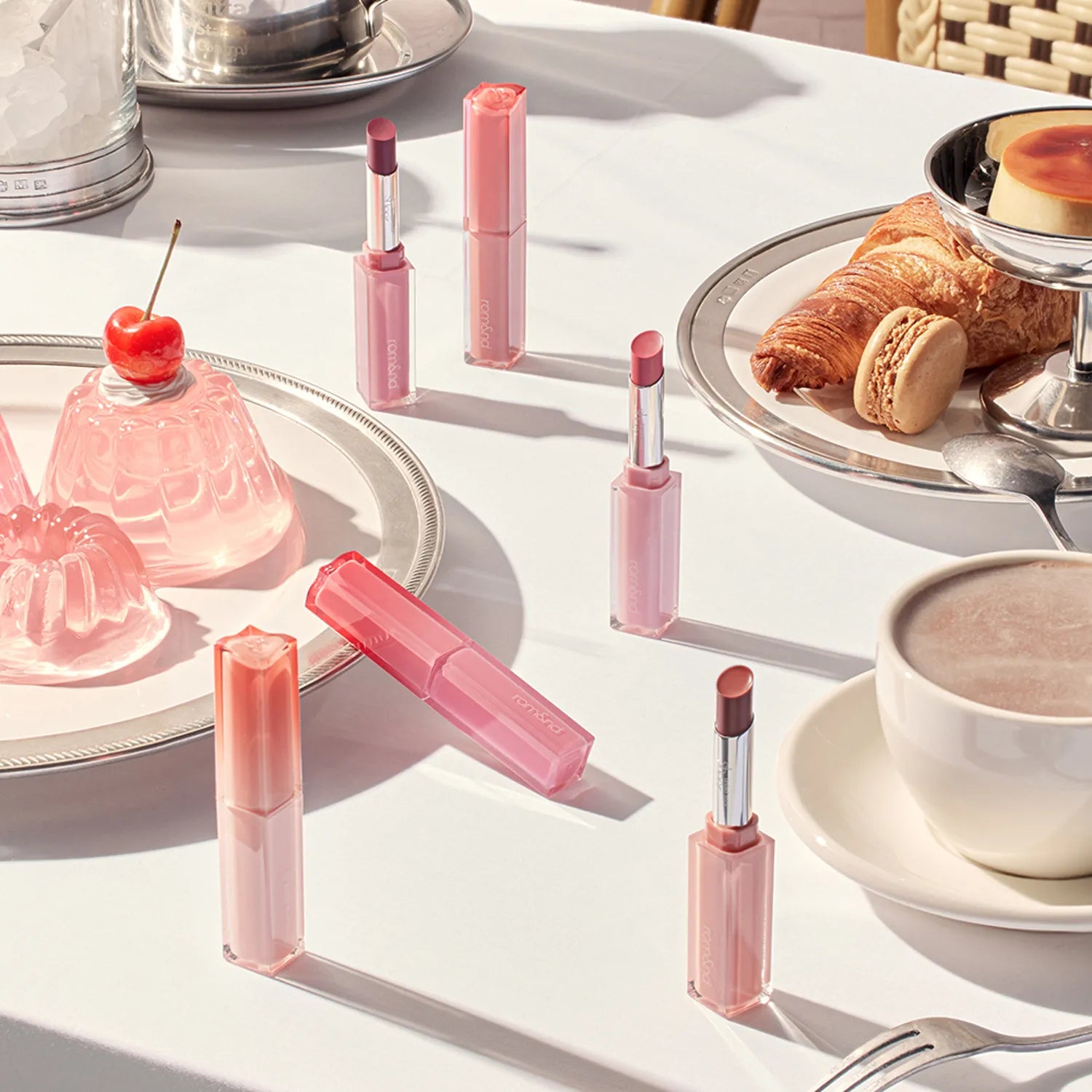 ROMAND Sheer Tinted Moisturizing Mirror Lipstick T4339