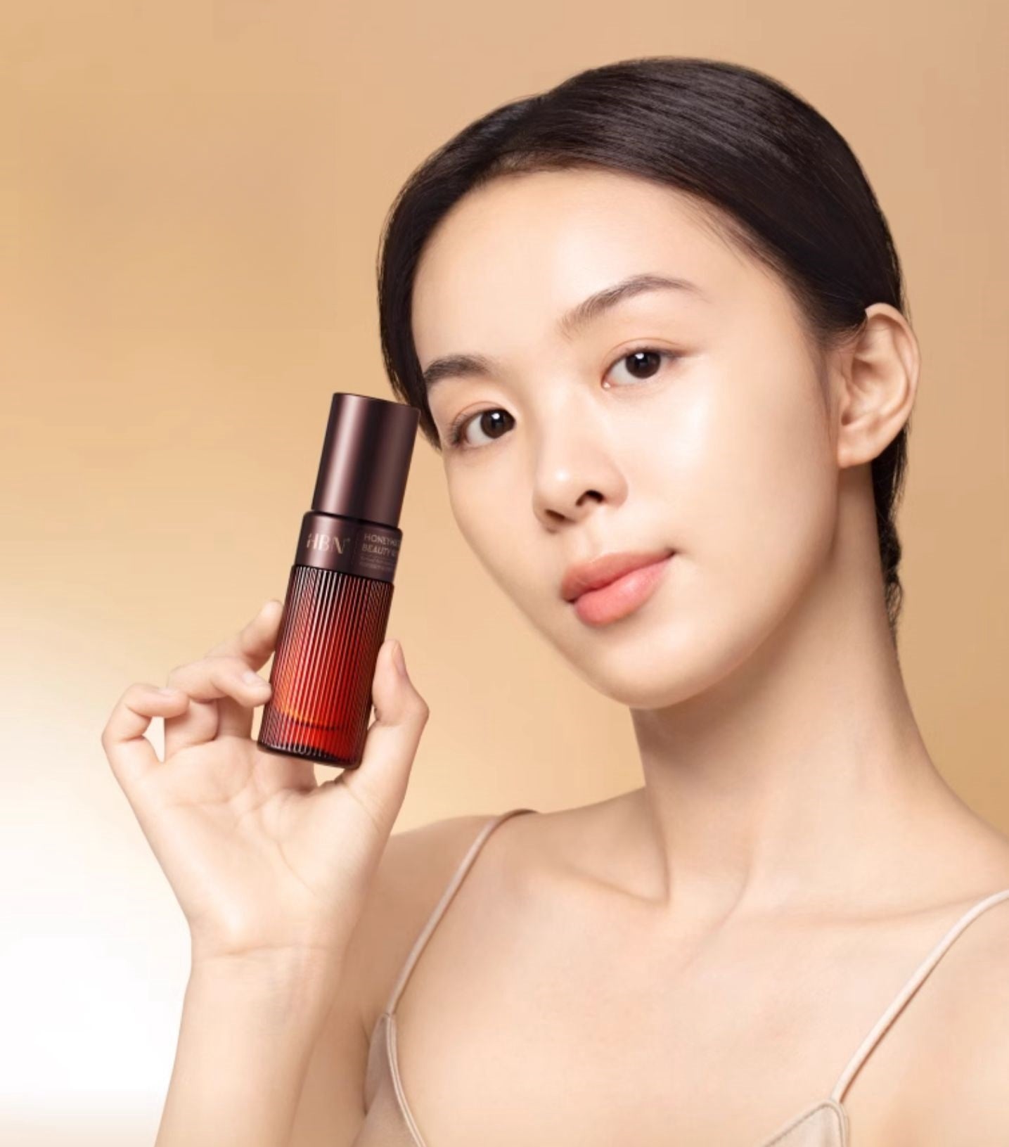 HBN Retinol Anti-Aging Glowing Micro Serum T4379