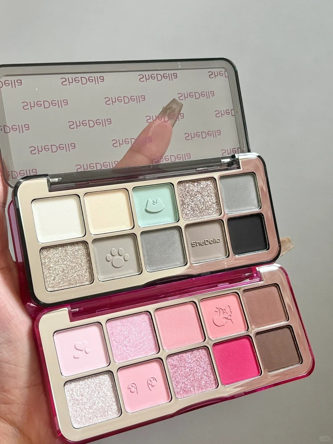 SheDella Cat Collection 10-color Eyeshadow Palette T4442