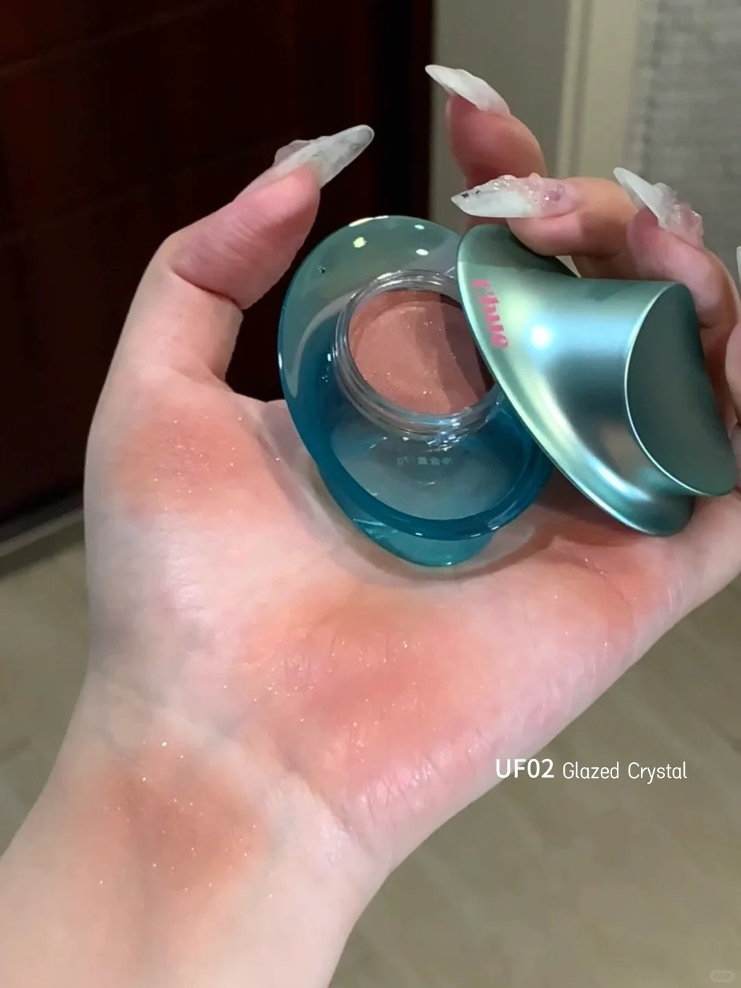 Uhue Multi-Use Makeup Cream for Blusher & Eyeshadow & Lipstick T4757