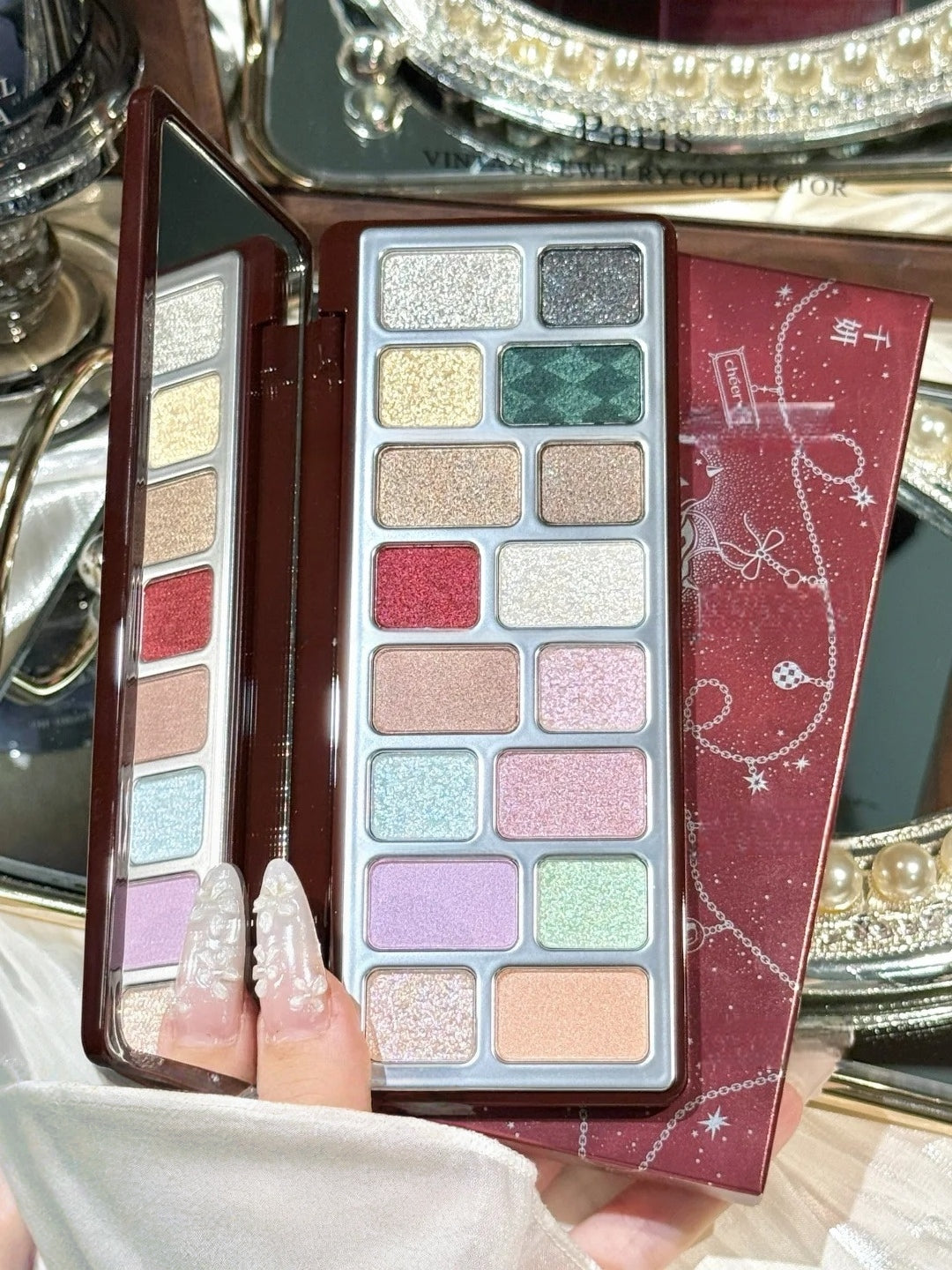 QianYan Christmas Starlight Wishes Collection Eyeshadow & Lipstick & Blusher T5436