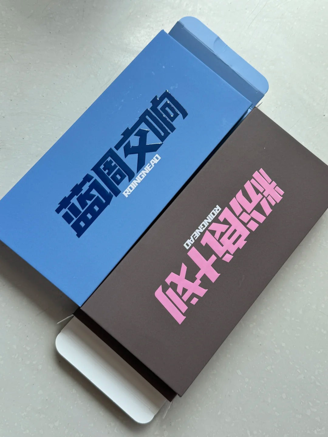 ROINGNEAO Blues Symphony Smoky Eyeshadow Palette T5749
