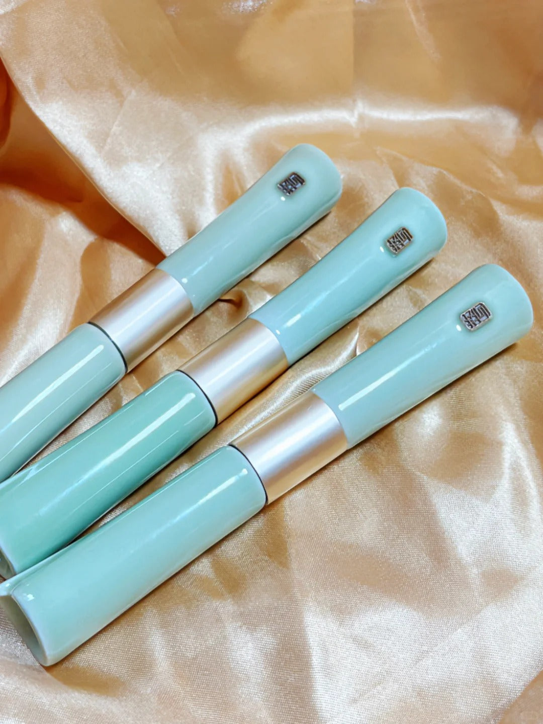 DRAWSHINE Scroll Collection Double-Head Matte & Mirror Lip Glaze T4245