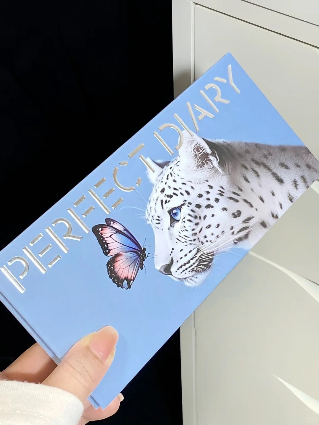 Perfect Diary X Discovery Butterfly & Snow Leopard Eyeshadow Palette T4599