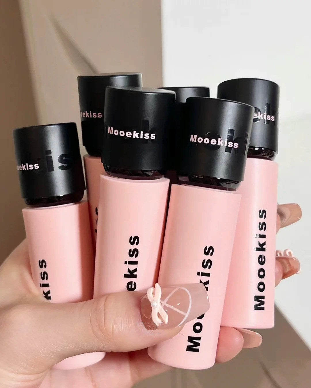 MOOEKISS Long-wear Silky Airy Velvet Matte Lip Mud T4367