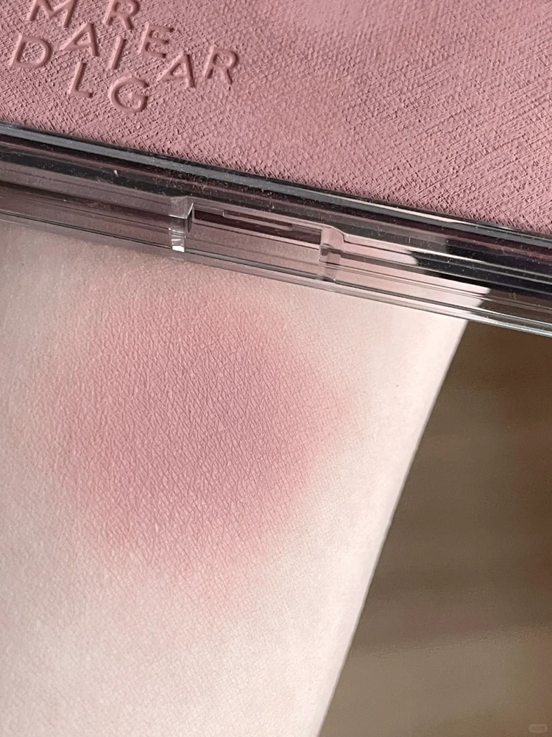 MARIE DALGAR Out Of Control Matte Blusher T3818