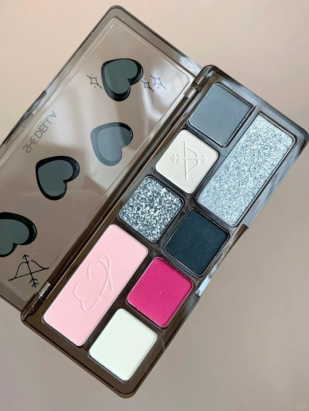SheDella Black Pink Swan 8-Color Eyeshadow Palette T4441