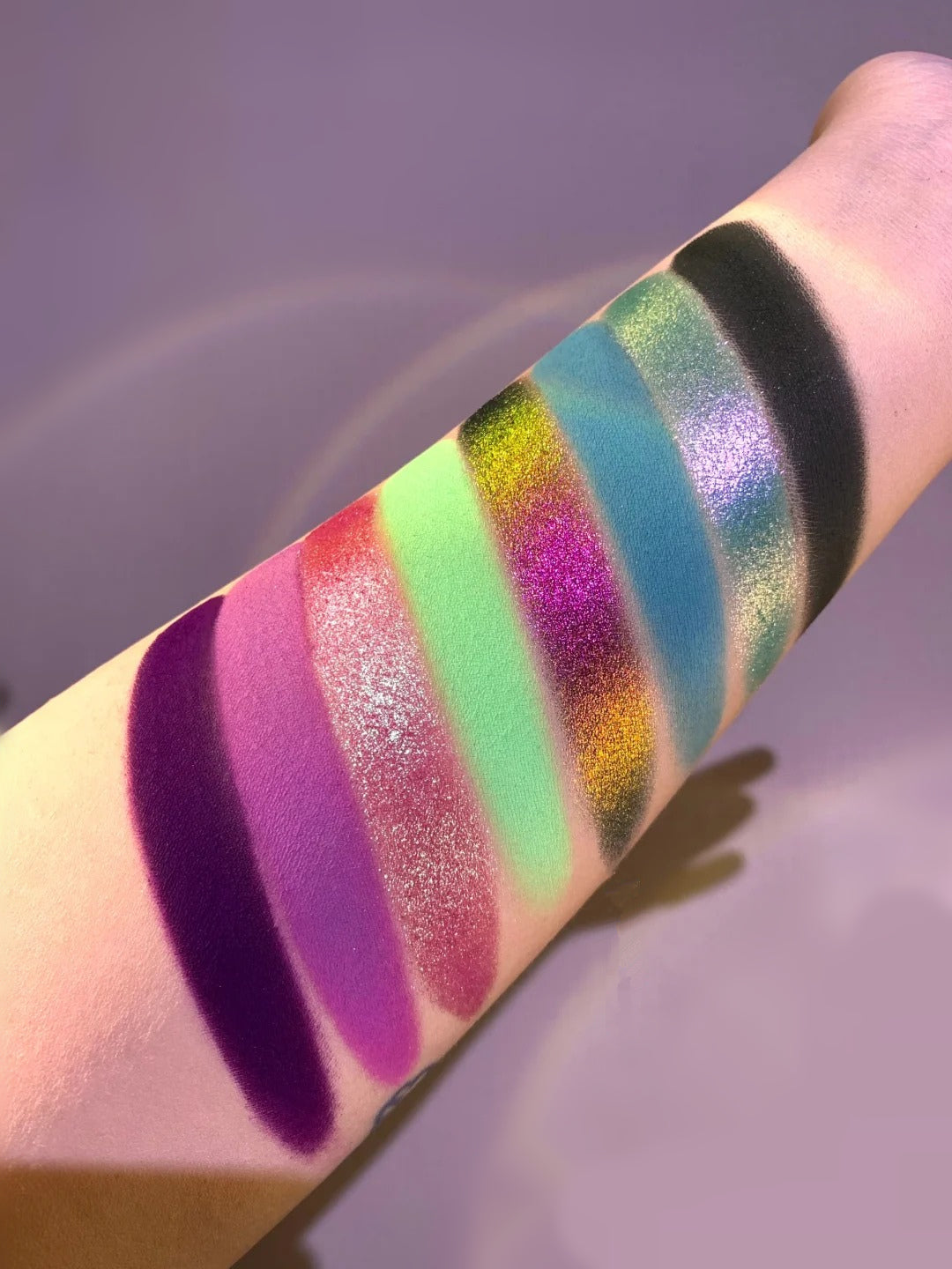 Narimi Night Spider 8-Color Chameleon Eyeshadow Palette (7.0) T4041
