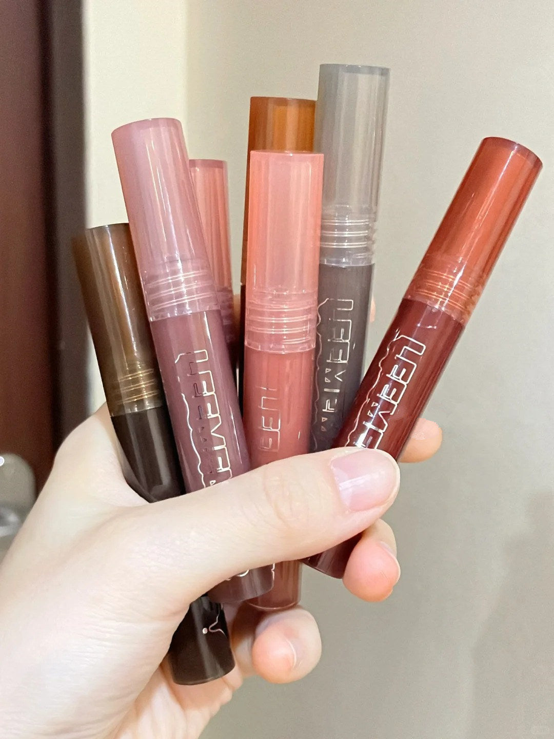 LEEMEMBER Molten Chocolate Moist Mirror Lip Gloss T4312