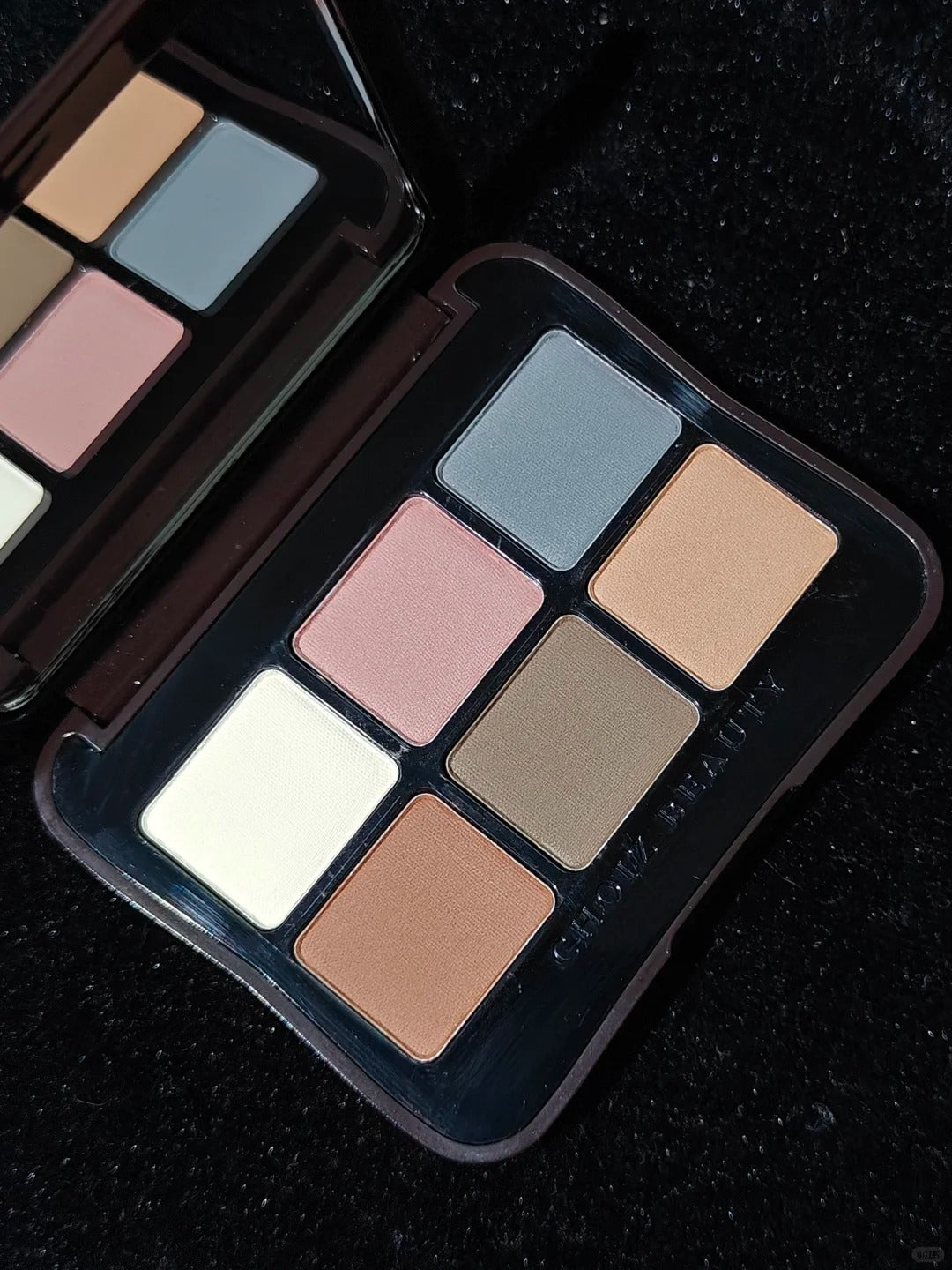 CHOIZ BEAUTY 6-color Five Grains Eyeshadow Makeup Palette T5731