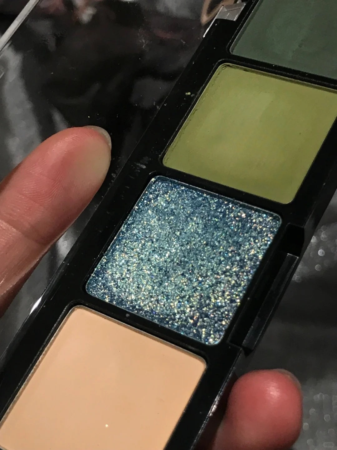 ODDITY 5-Color Eyeshadow Palette #SELF T4564