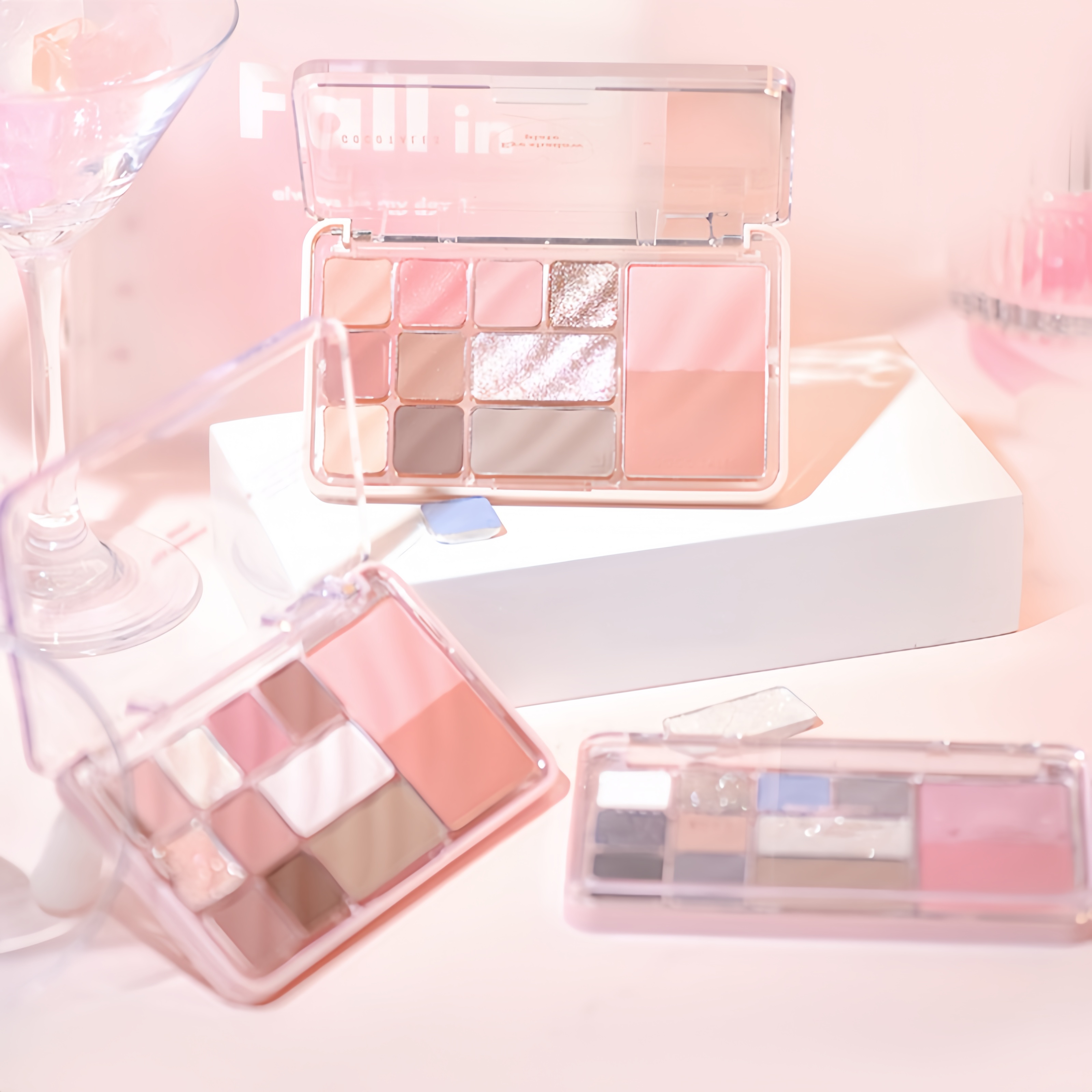 GOGO TALES Eyeshadow & Blusher & Contour Makeup Palette T5241