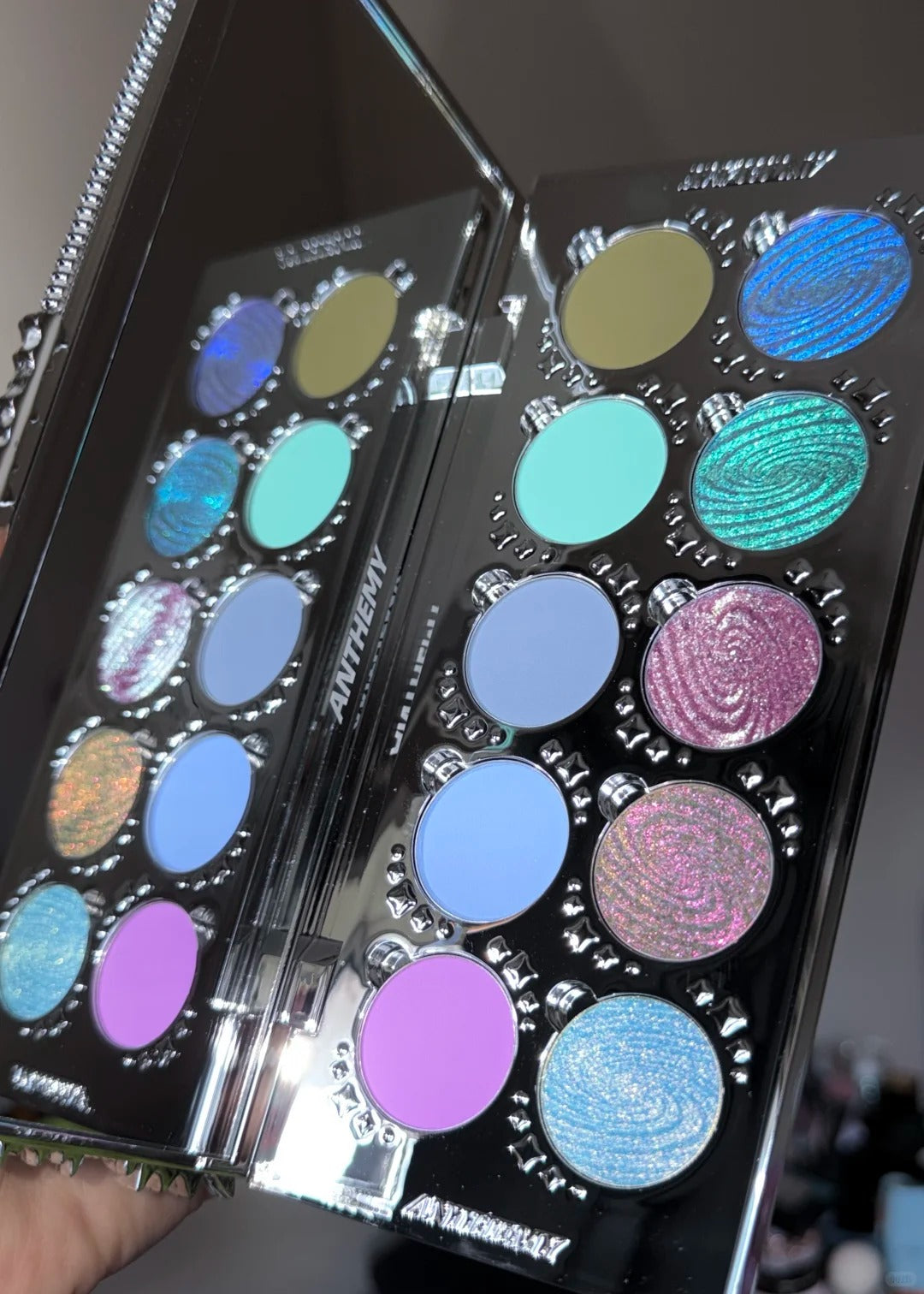 ANTHEMY Erosion Matrix Collection DIY Eyeshadow Palette T5941