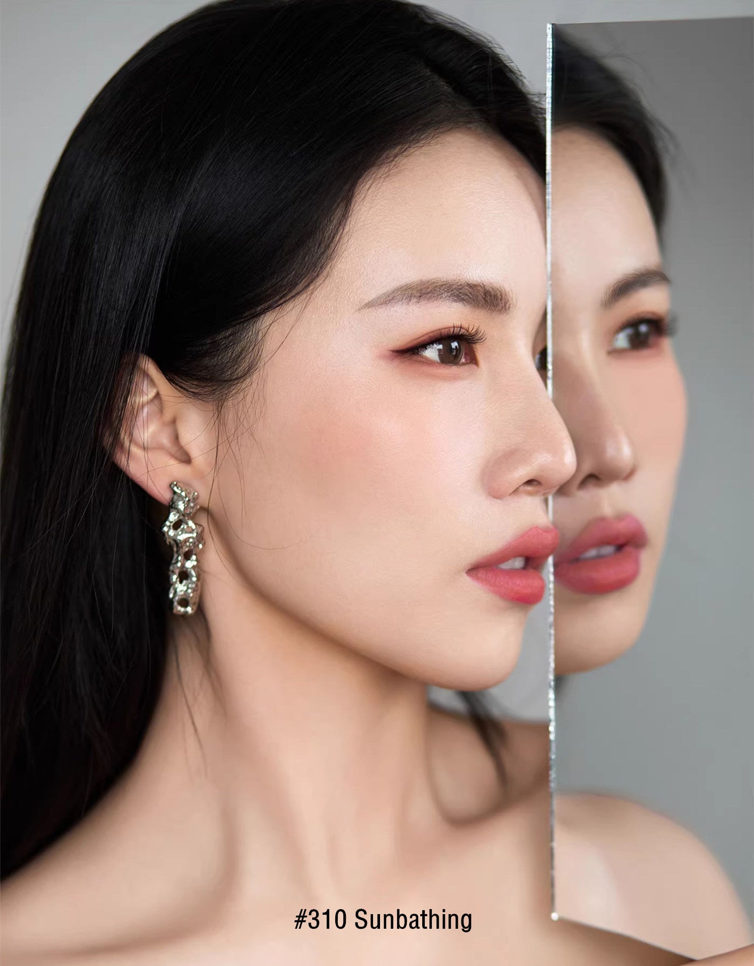 CHOIZ BEAUTY Gifts From Day And Night Slight Satin Blusher T4816