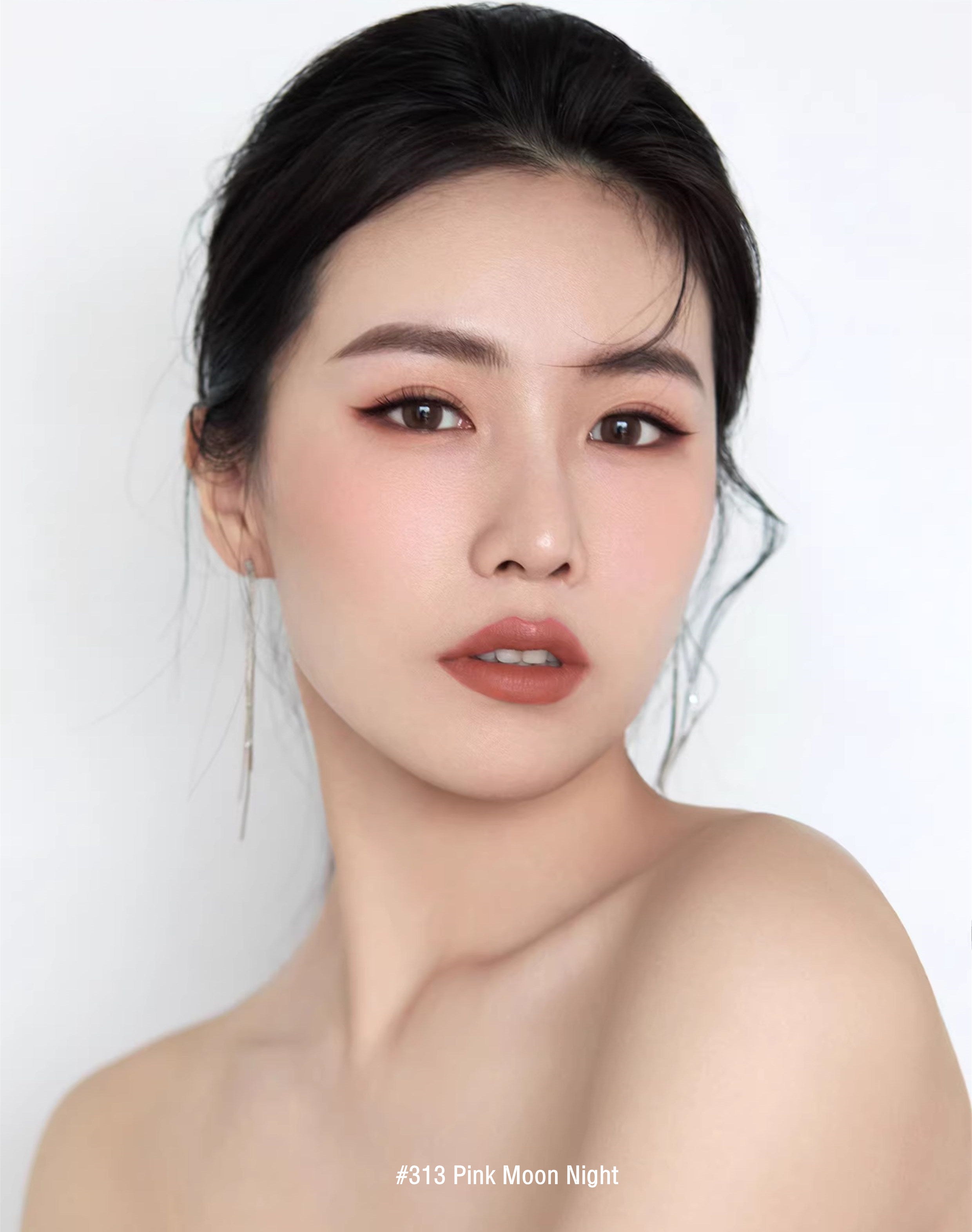 CHOIZ BEAUTY Gifts From Day And Night  Slight Satin Blusher T4292