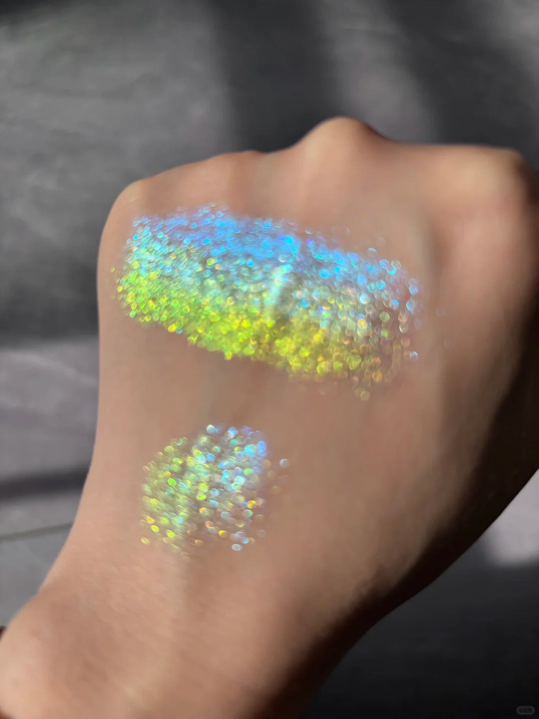Cold N Wild Gradient Chameleon Eyeshadow #Yellow To Green T5973