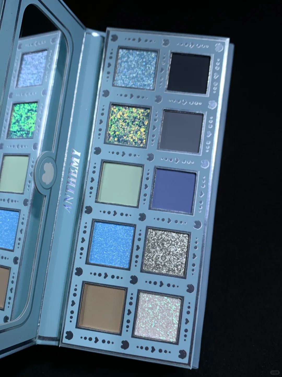 ANTHEMY Ice Ferret 10-Color Chameleon Eyeshadow Palette (3.0) T4277