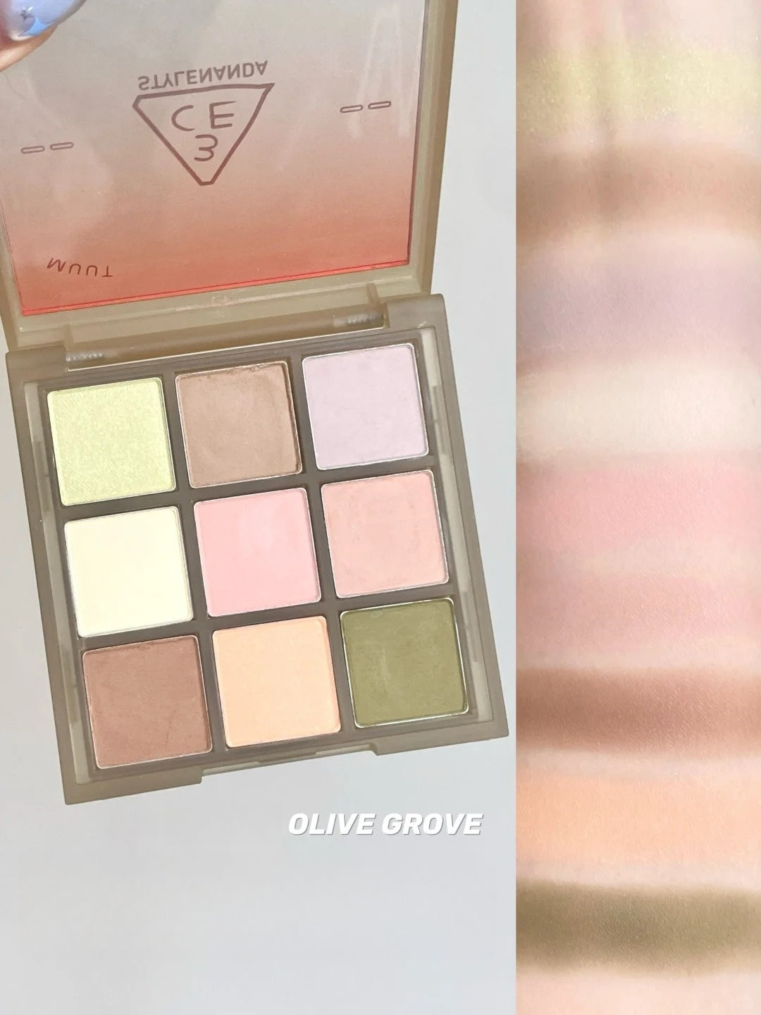 3CE X MUUT Beauty Meets Fashion 9-Colors Eyeshadow Palette T4758