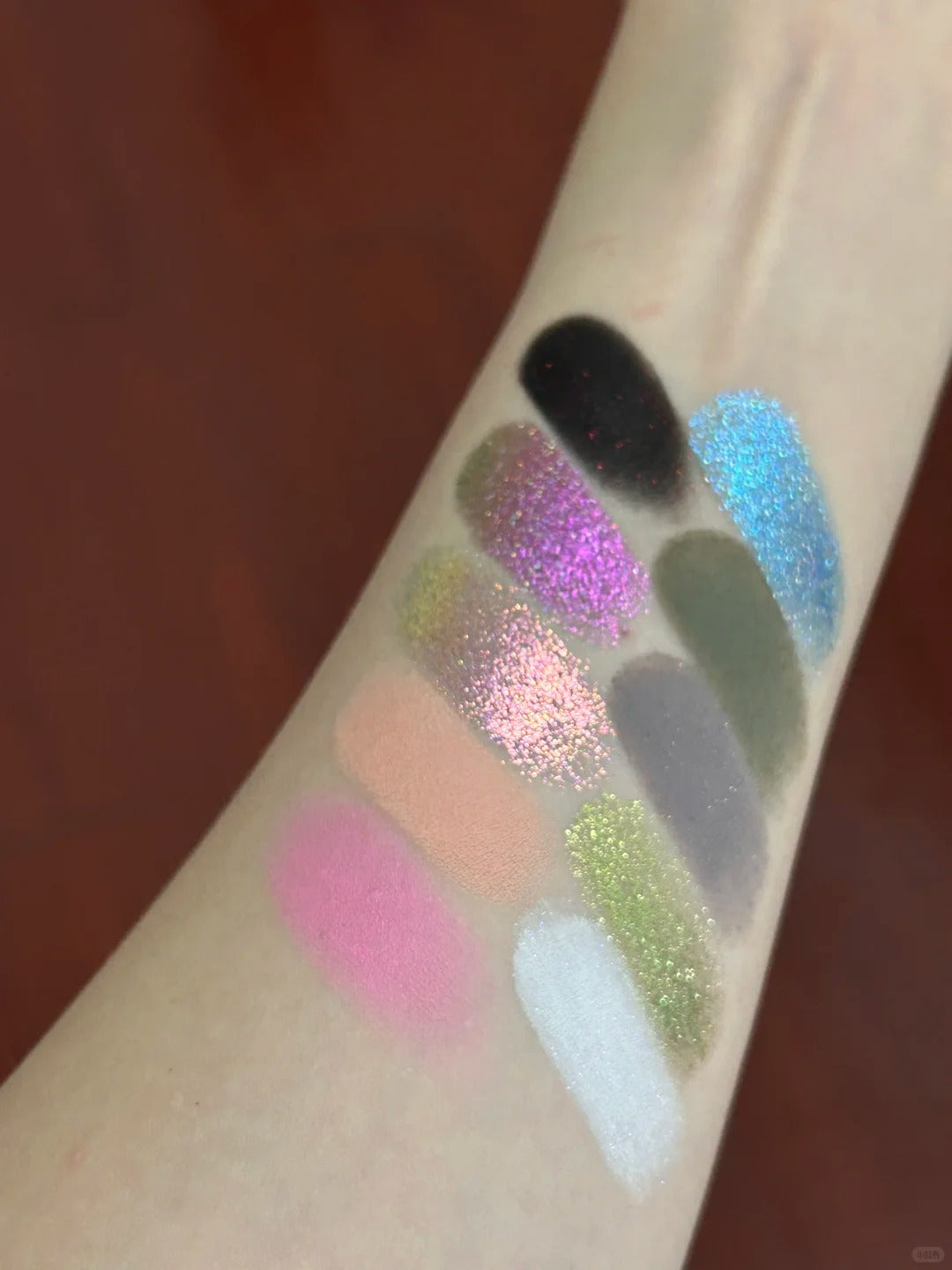 DRAMO X LAOGU Multiverse Eyeshadow Palette #9 Magic Mushroom T6070