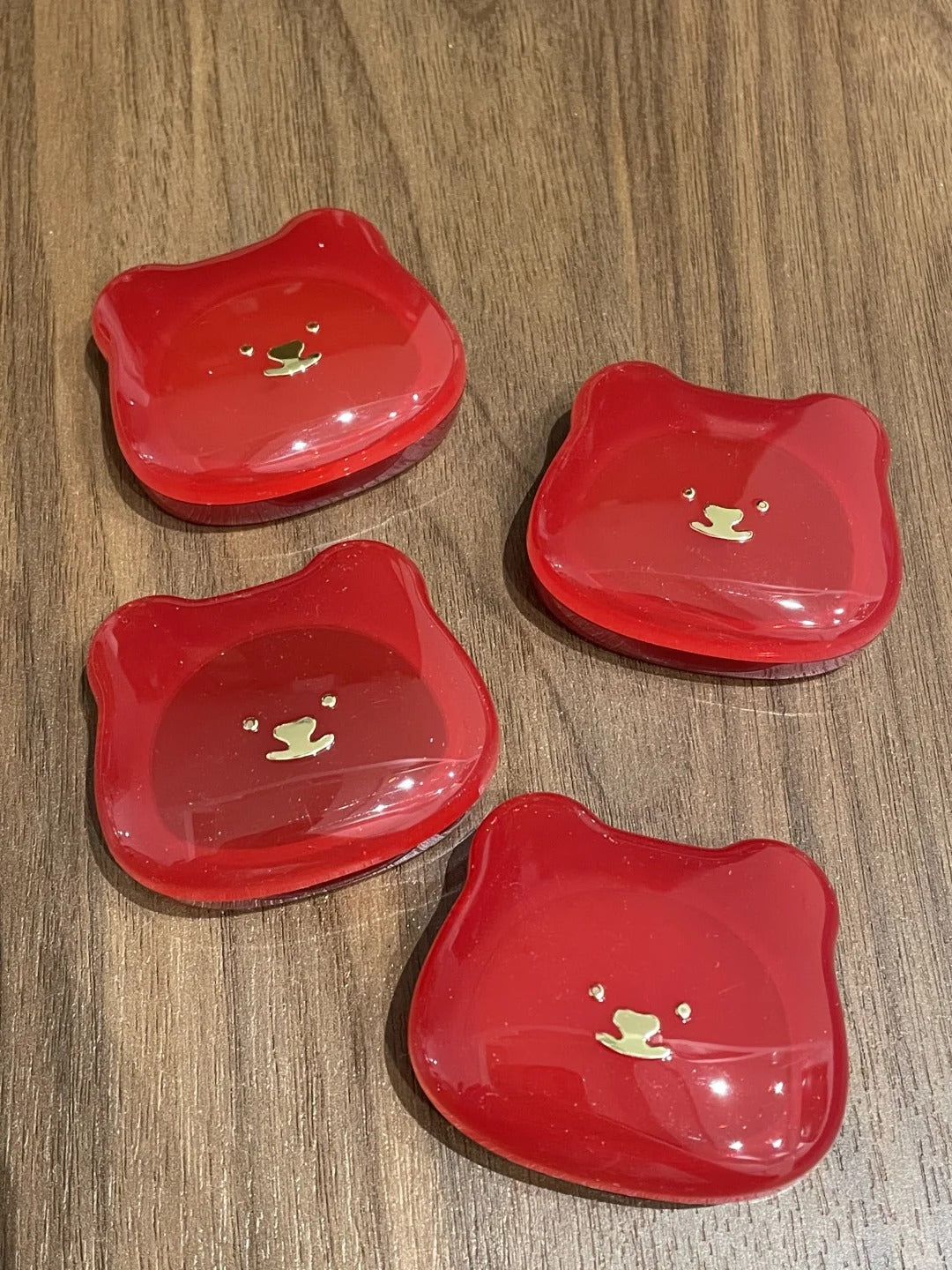 LEEMEMBER Bear Watery Light Multi-use Makeup Cream for Blusher & Highlighter T4310