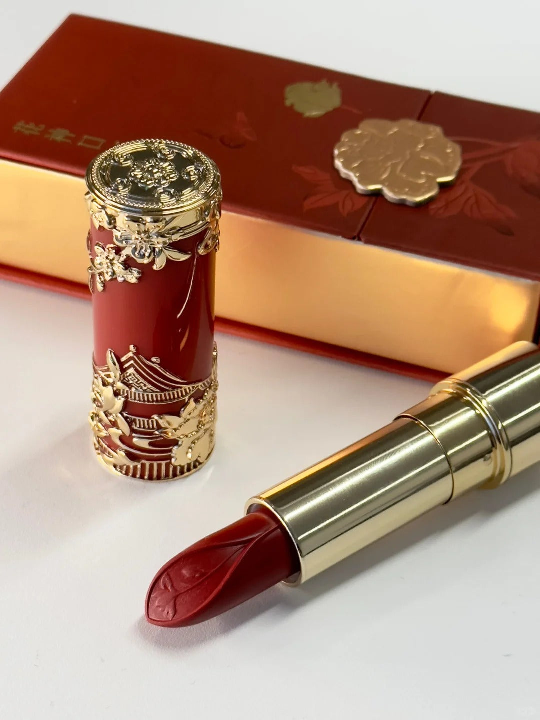 Forbidden City Cosmetics Flower God Velvet Matte Lipstick T4264