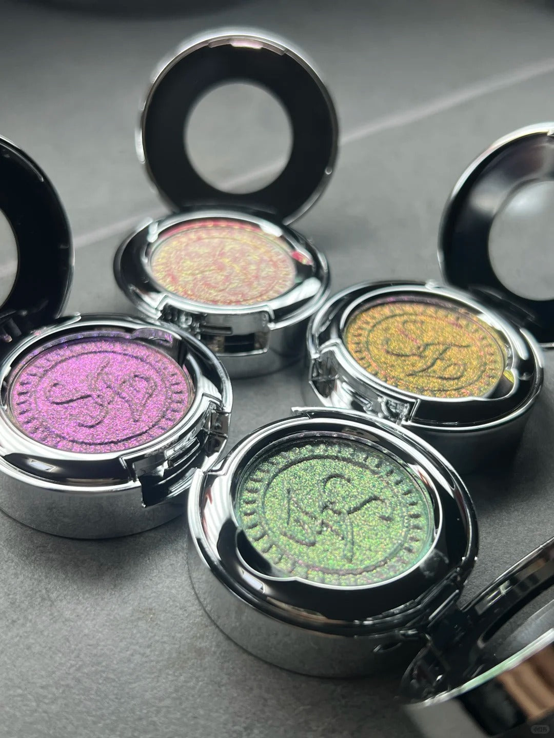 SheenEffect Magical Chameleon Eyeshadow #Heartbeat T4632