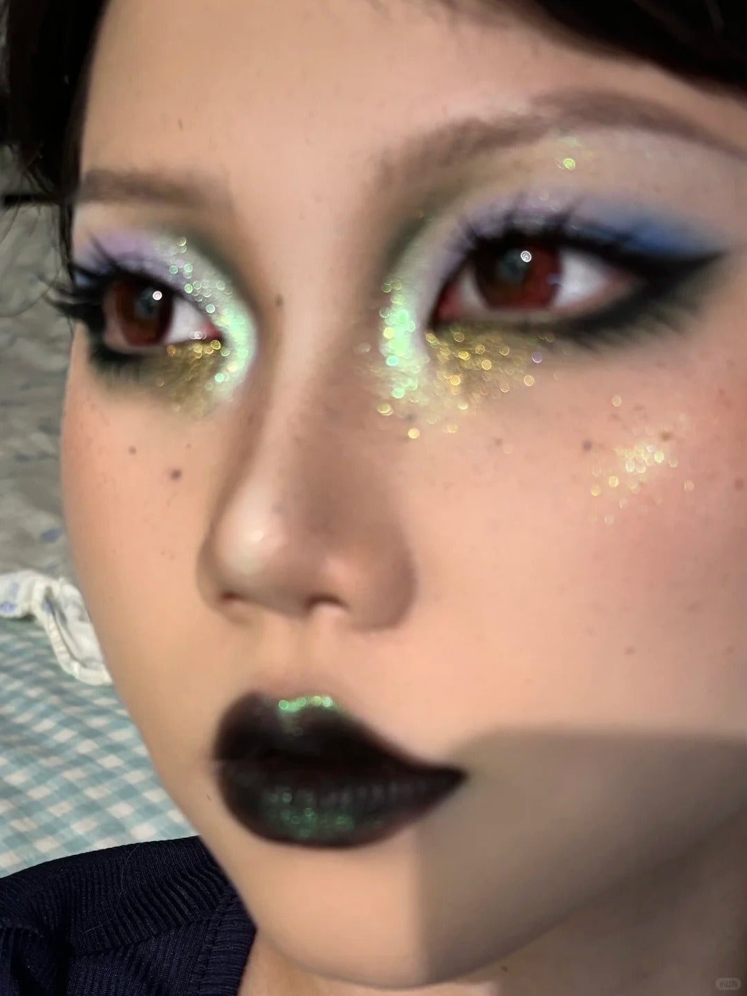 Narimi One-Eyed Count 8-Color Chameleon Eyeshadow Palette (8.0) T4618