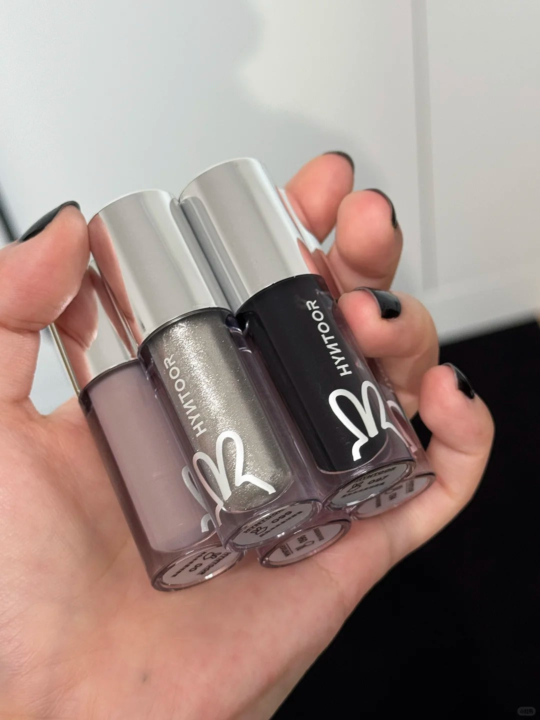 HYNTOOR Mirror Lip Gloss #00 Gray Wall T5192
