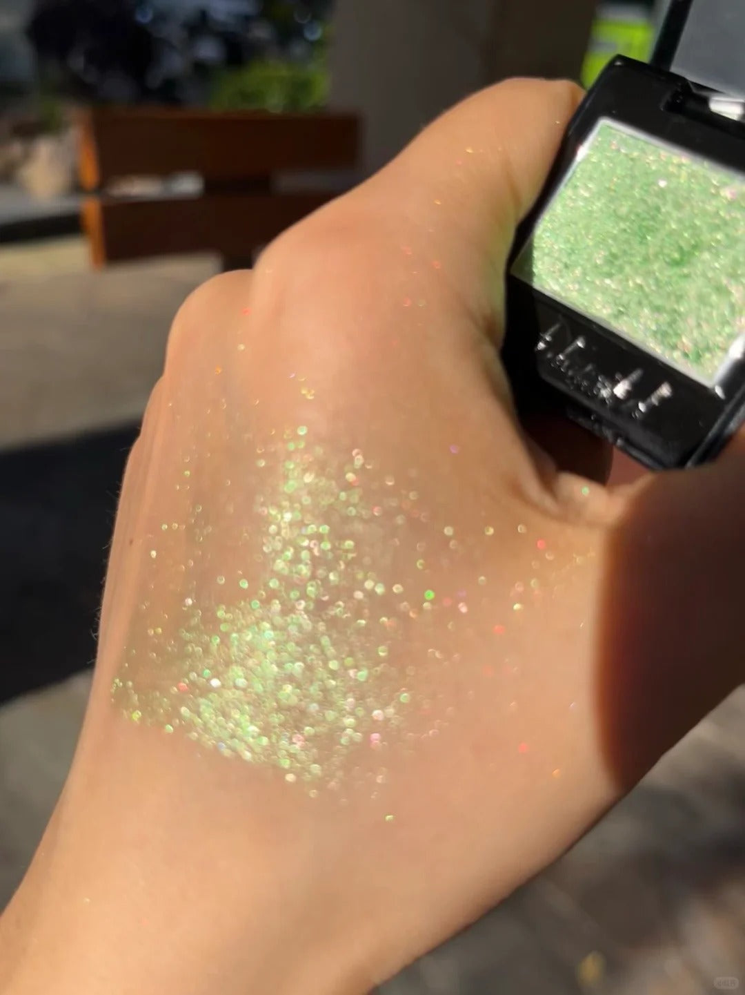 Cold N Wild Super Chameleon Eyeshadow #Green Wave T5115