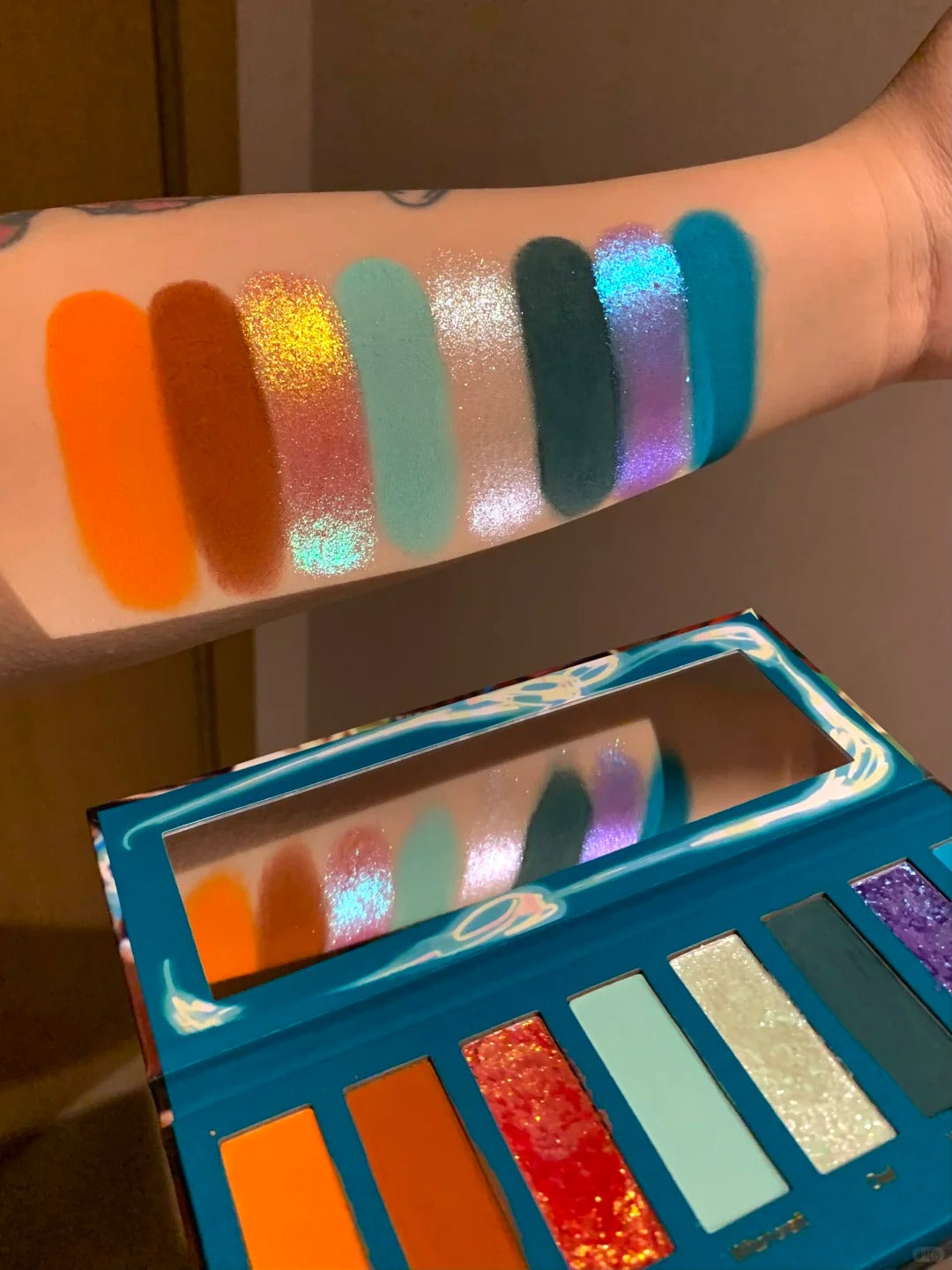 Narimi Pumpkin Spice 8-Color Chameleon Eyeshadow Palette (9.0) T5292