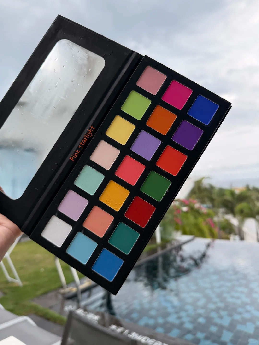PINK STARLIGHT Color Outburst 21-color Eyeshadow Palette T5946