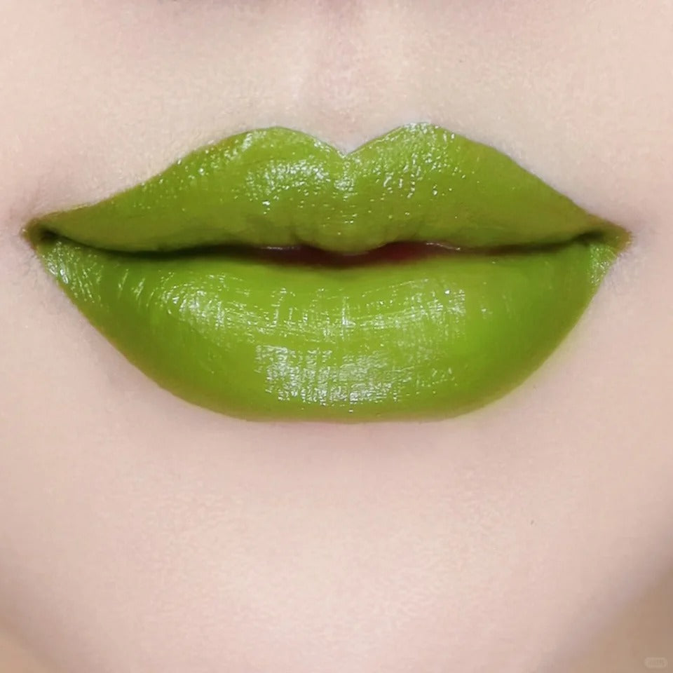 THE U COSMETICS Unique Gothic Smoky Lip Glaze T4089