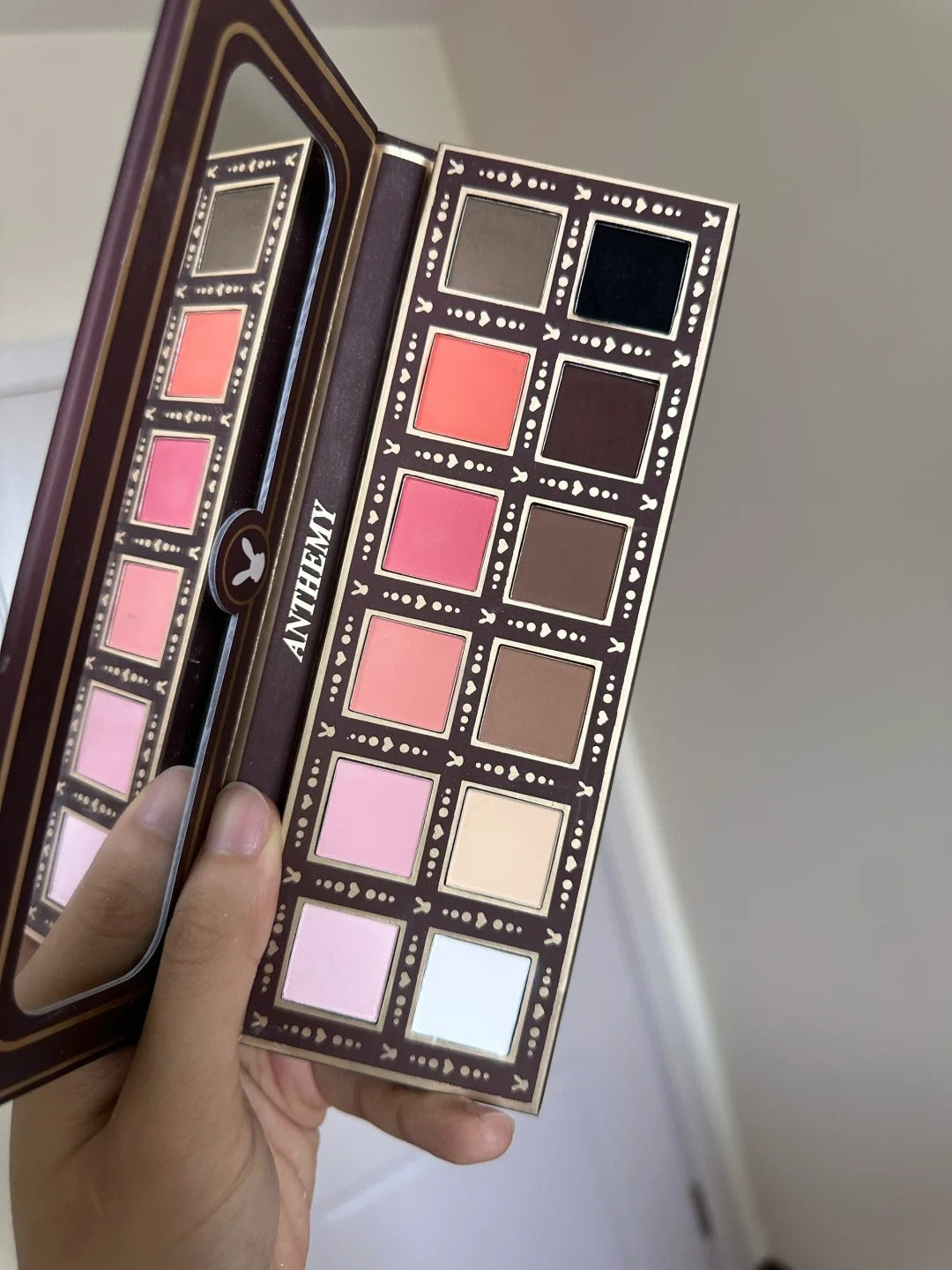 ANTHEMY Creatures Atlas Collection All-In-One 4 Pcs Eyeshadow Palette Set (2.0) T4144