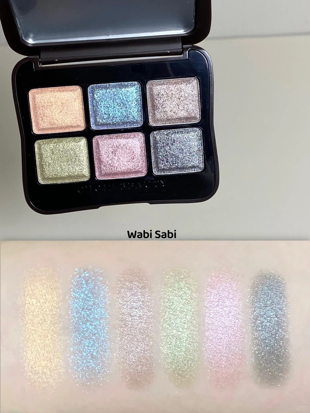 CHOIZ BEAUTY Gemstone Collection Liquid Powder Eyeshadow Palette T5788