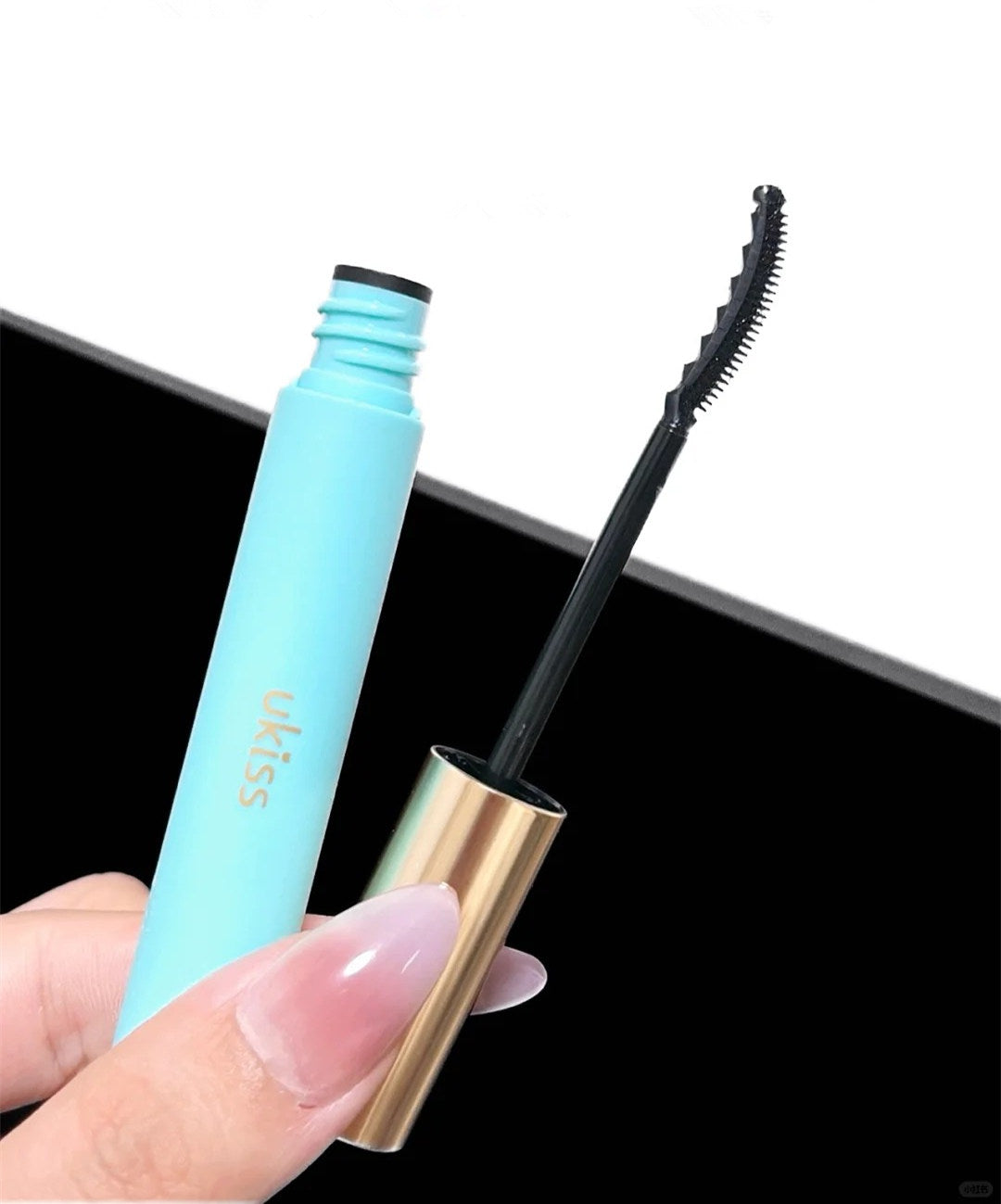 UKISS Small Flame Vandtæt Krølleøjenvippeprimer T4337